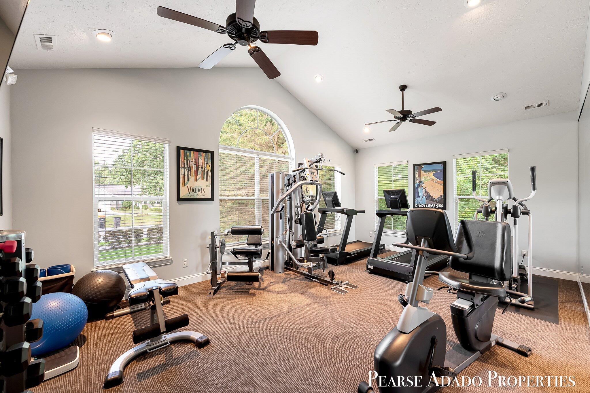 1033 Bridge Crest Drive SE Ada MI 49301