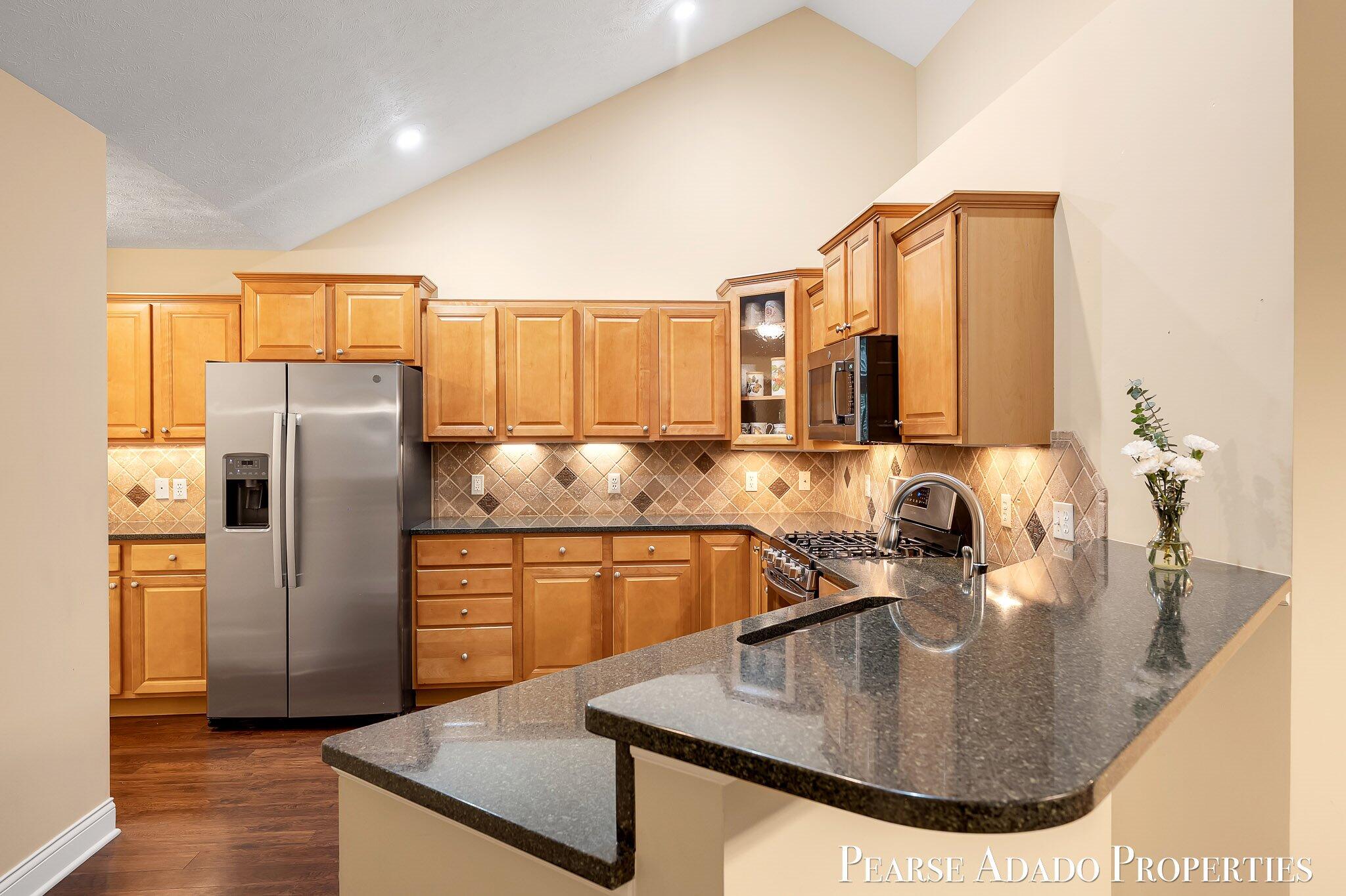 1033 Bridge Crest Drive SE Ada MI 49301