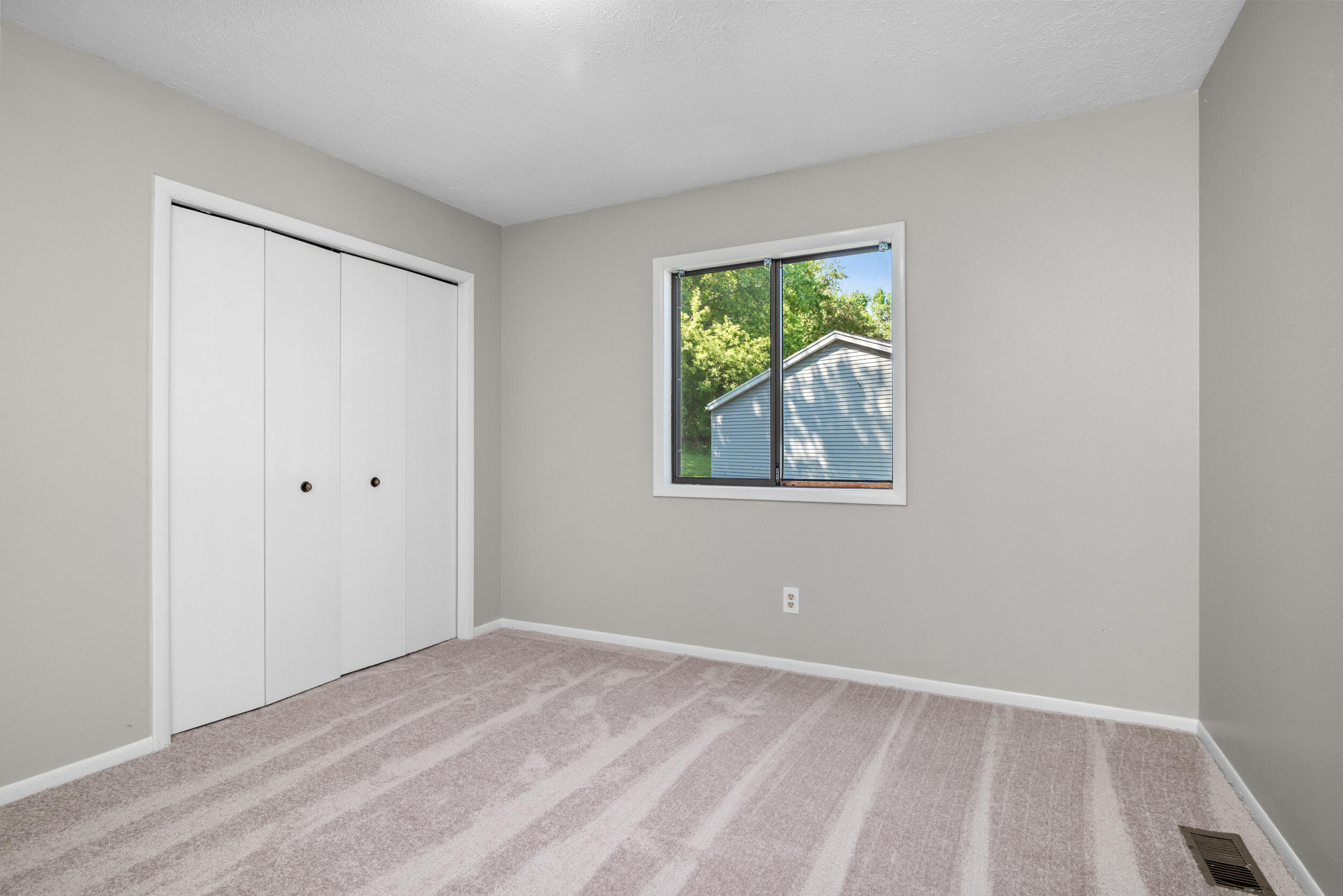 2965 Englewood Avenue SE Grand Rapids MI 49508