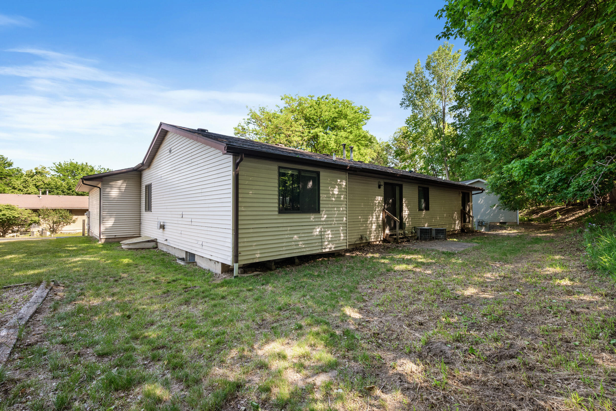 2965 Englewood Avenue SE Grand Rapids MI 49508