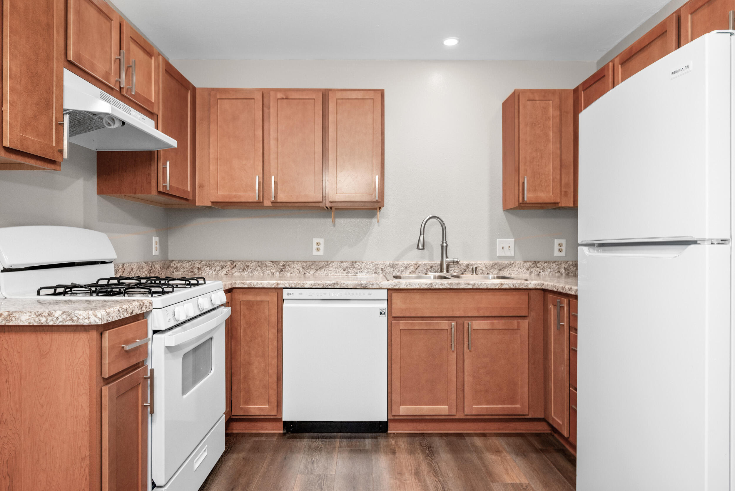 2965 Englewood Avenue SE Grand Rapids MI 49508