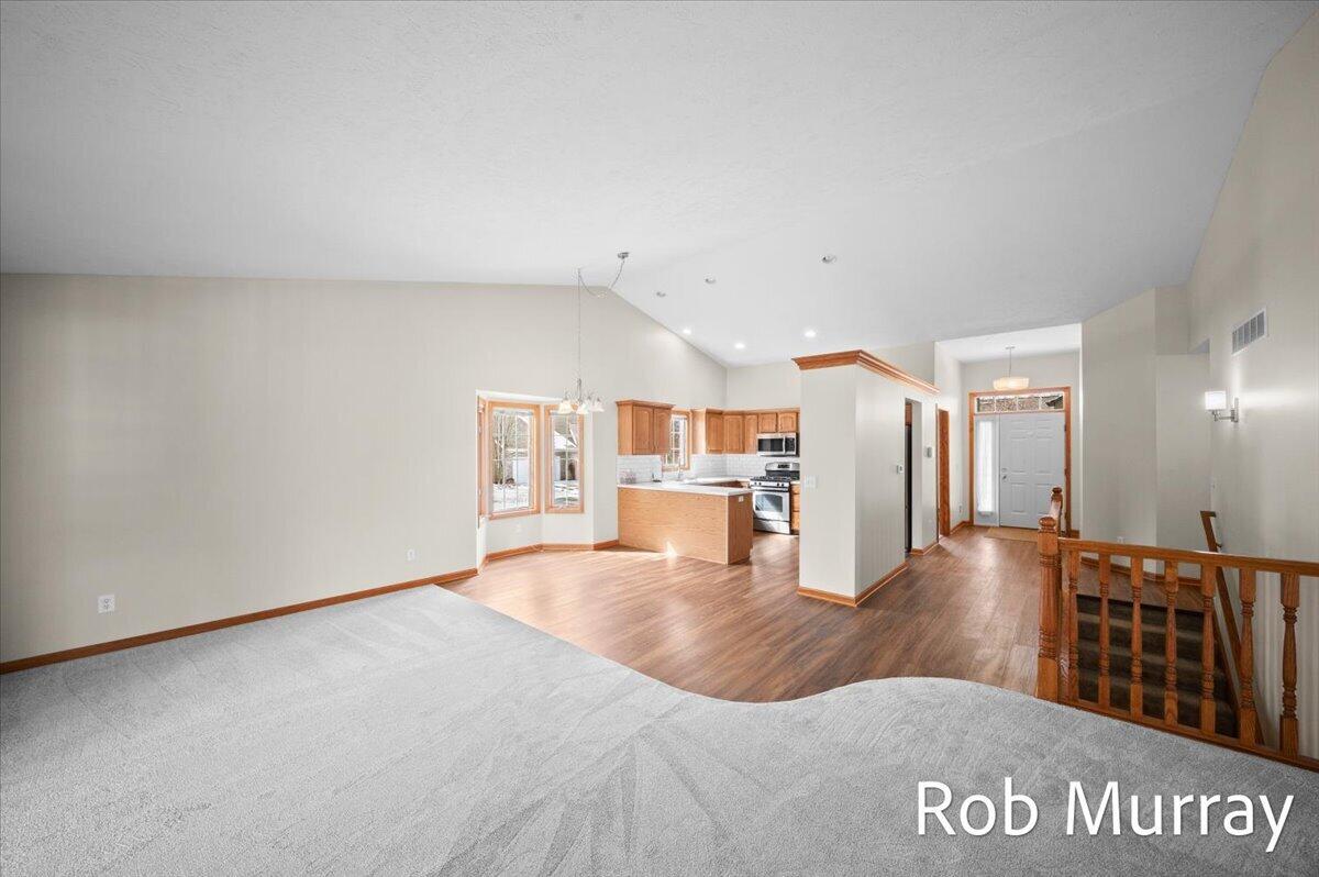 2040 Bryceway Court NE Grand Rapids MI 49505
