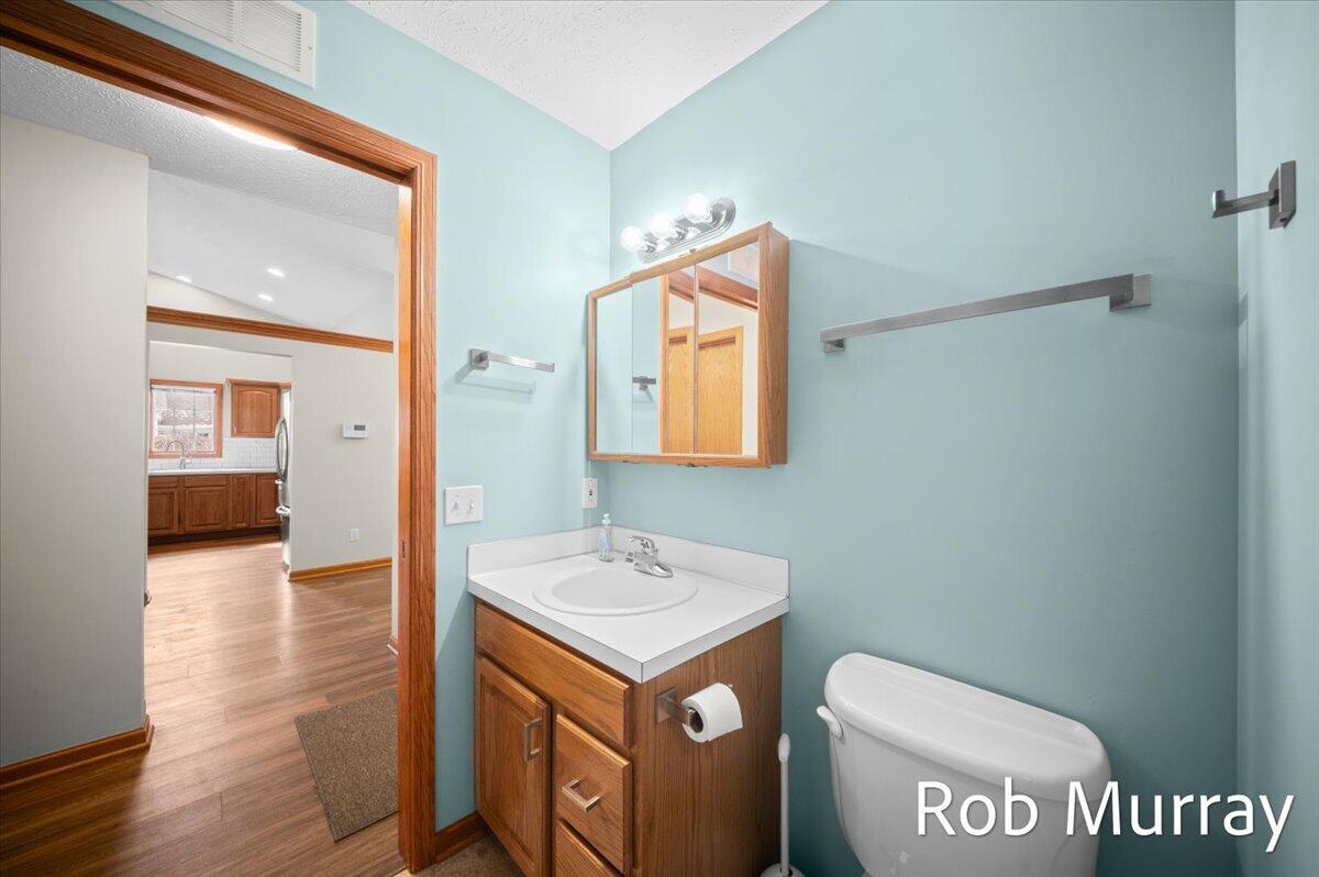 2040 Bryceway Court NE Grand Rapids MI 49505