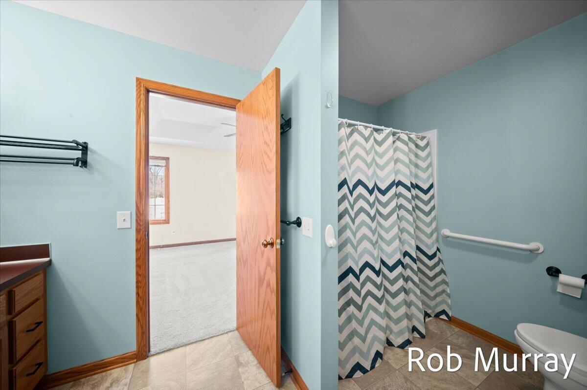 2040 Bryceway Court NE Grand Rapids MI 49505