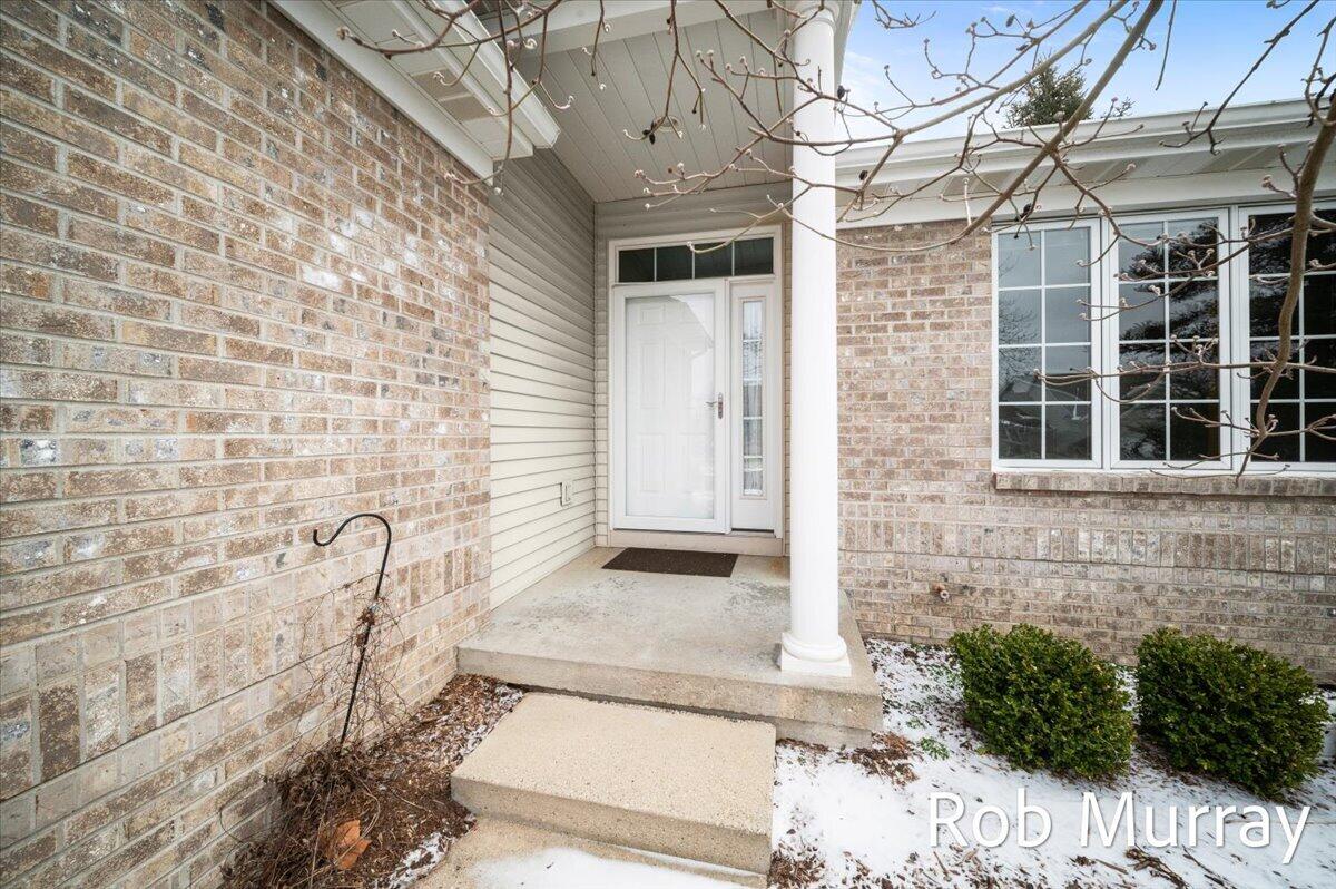 2040 Bryceway Court NE Grand Rapids MI 49505