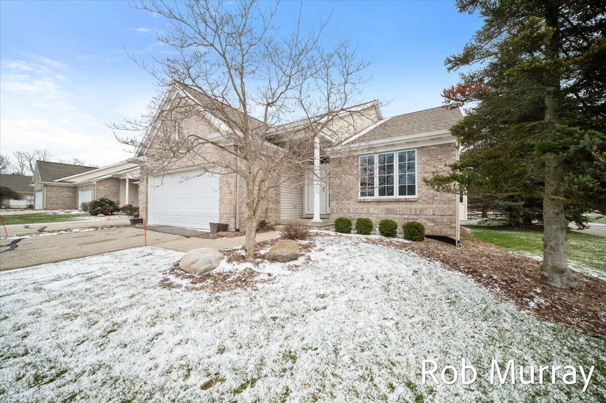 2040 Bryceway Court NE Grand Rapids MI 49505