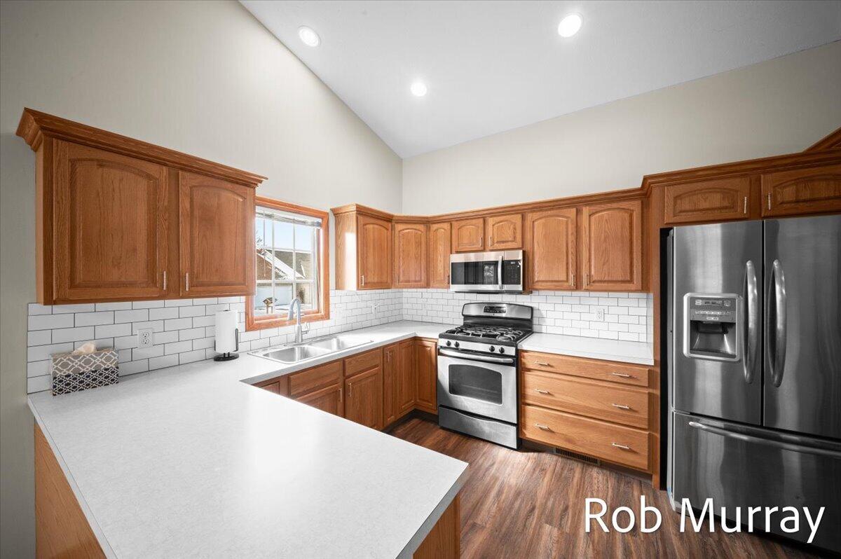 2040 Bryceway Court NE Grand Rapids MI 49505