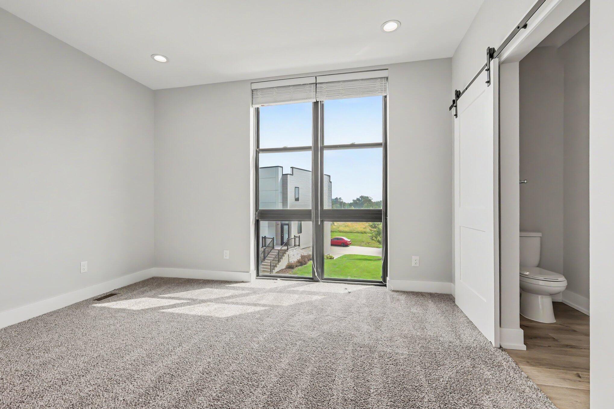 6031 Port View Drive SE Grand Rapids MI 49512