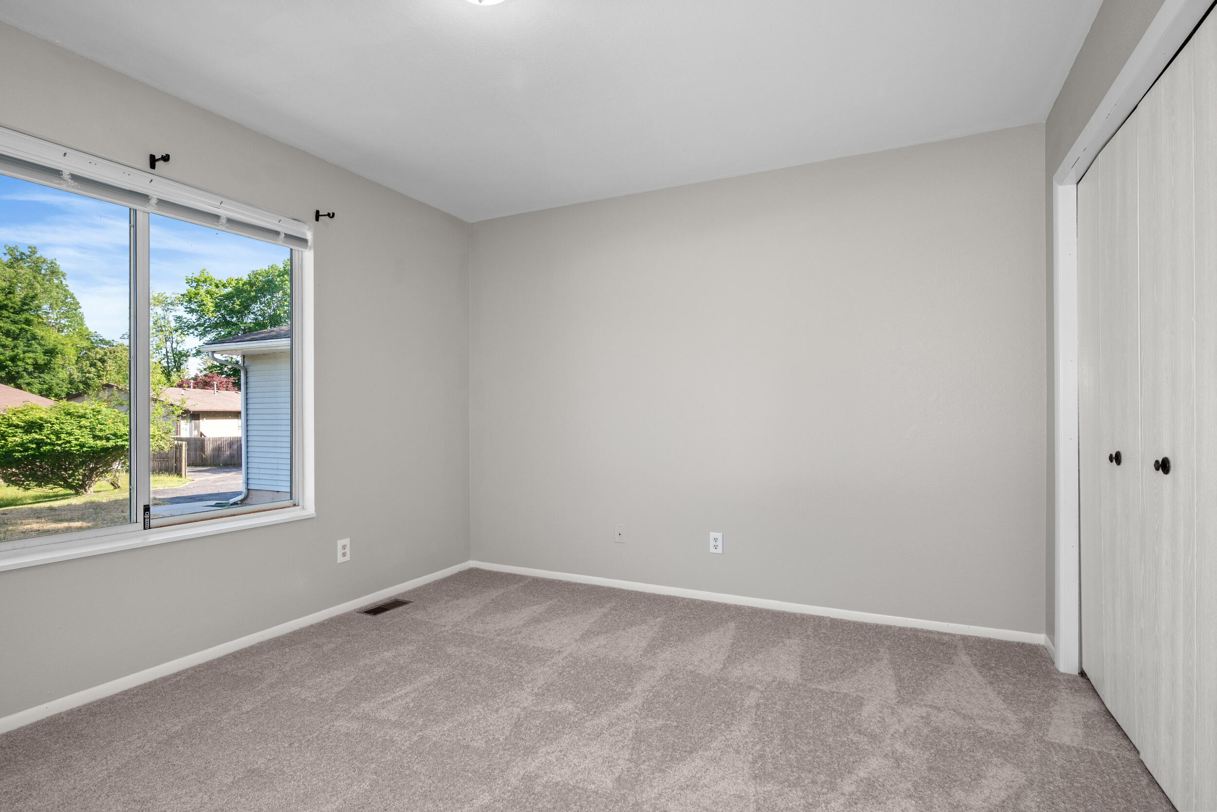 2955 Englewood Avenue SE Grand Rapids MI 49508