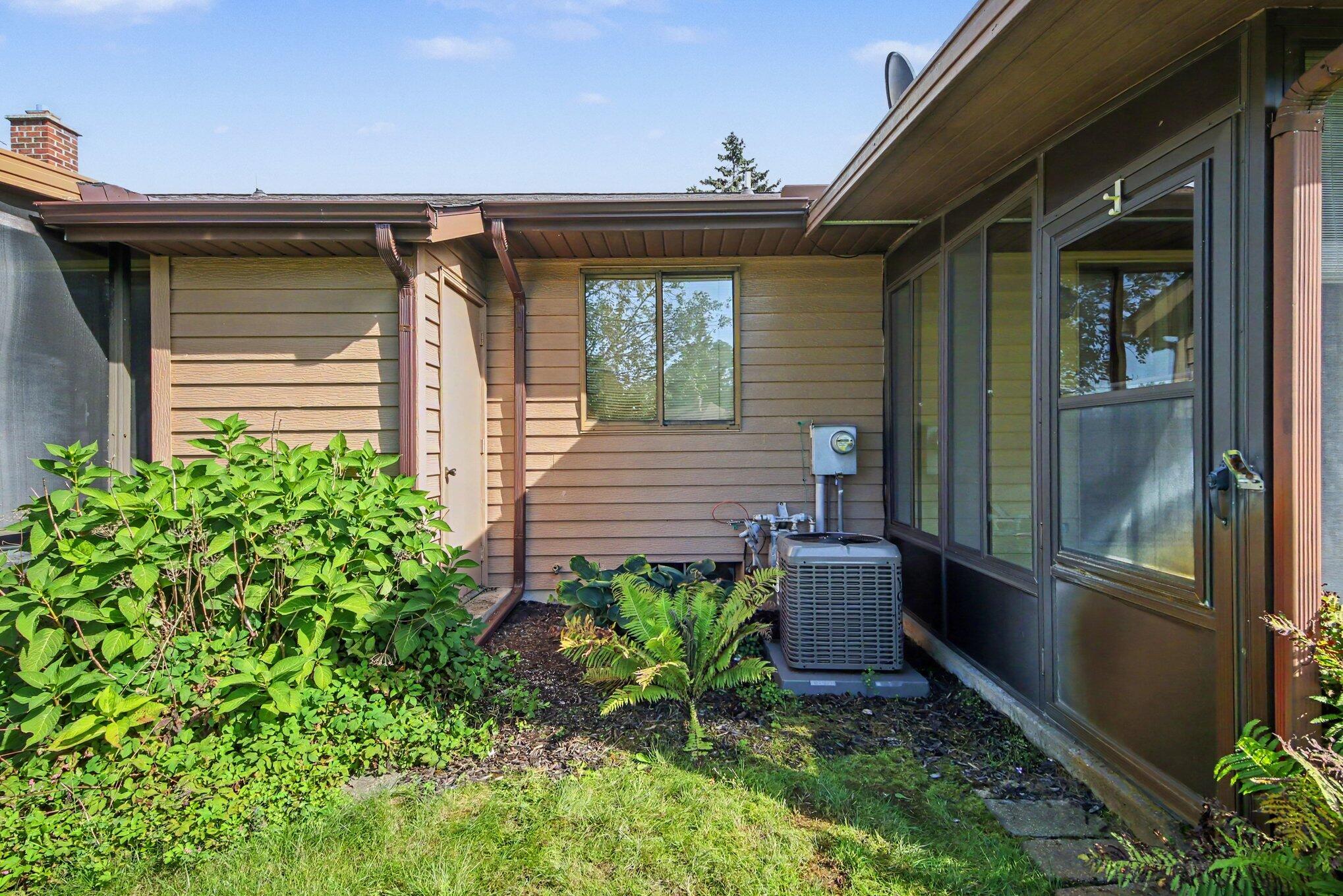 8530 SW Elkwood Drive SW Byron Center MI 49315