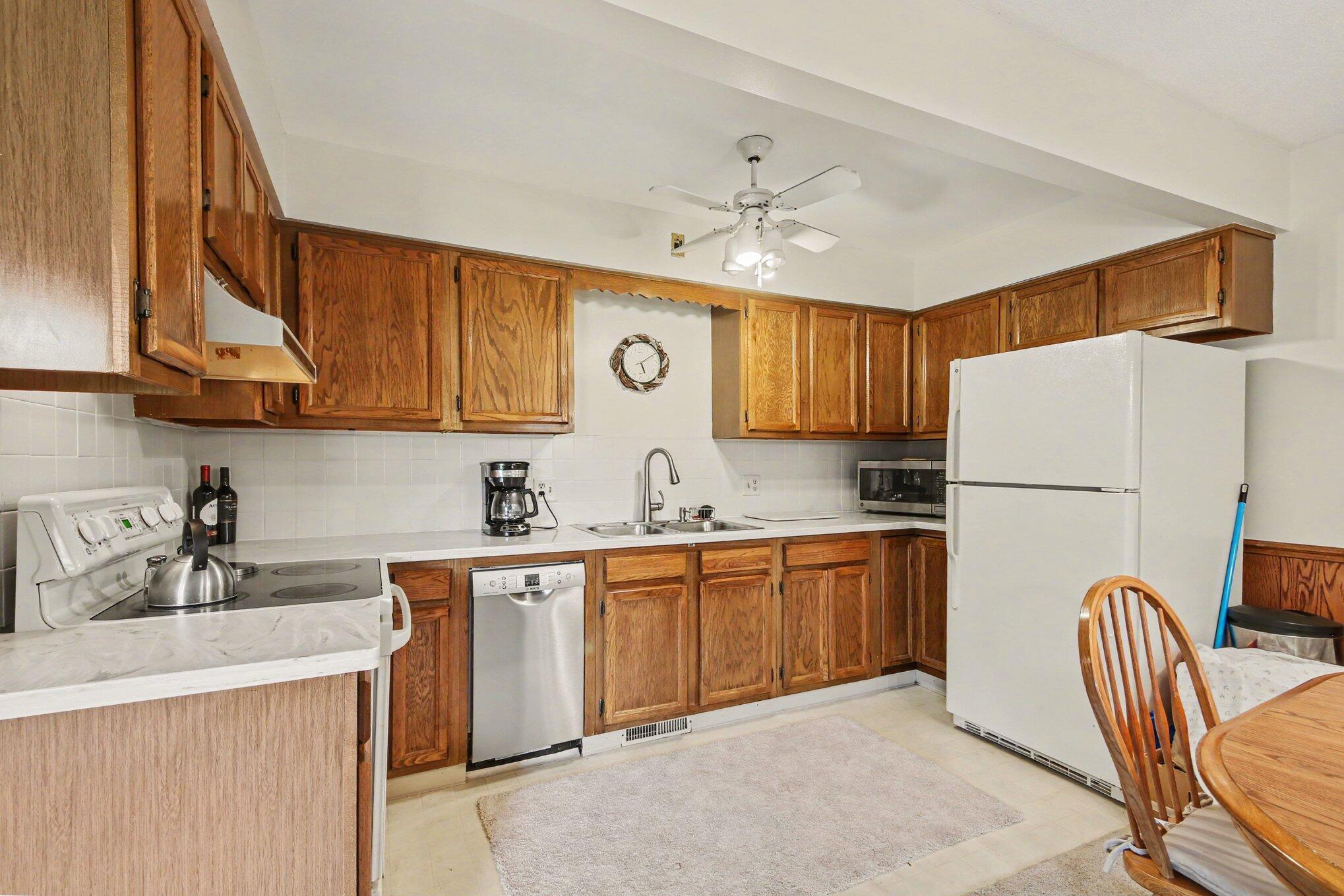 8530 SW Elkwood Drive SW Byron Center MI 49315