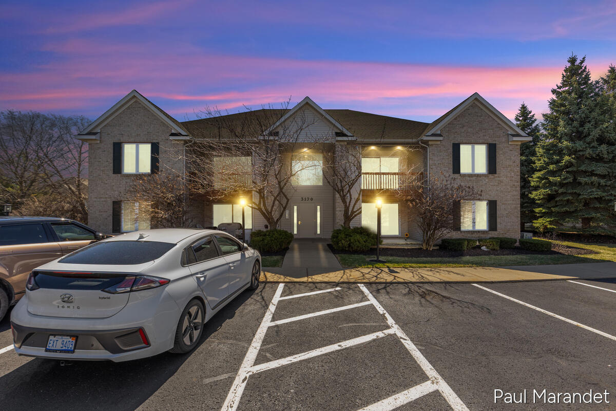 3170 W Crystal Waters Drive Holland MI 49424