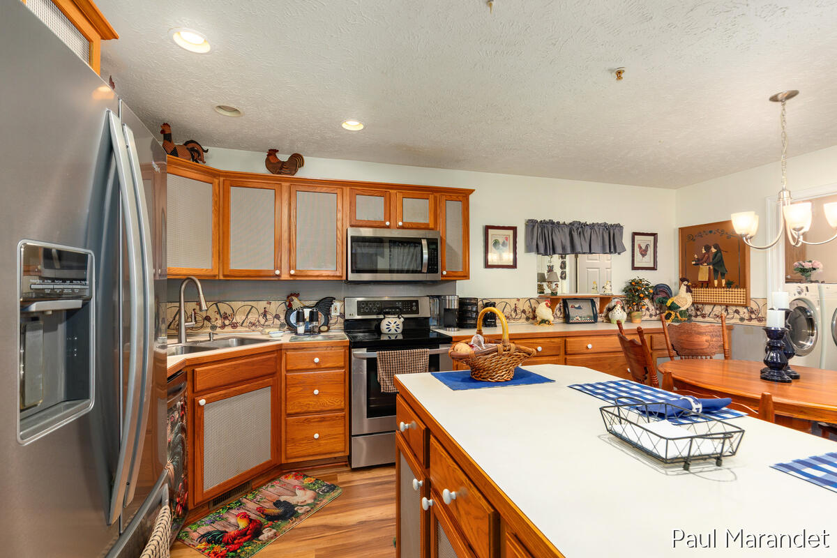 3170 W Crystal Waters Drive Holland MI 49424