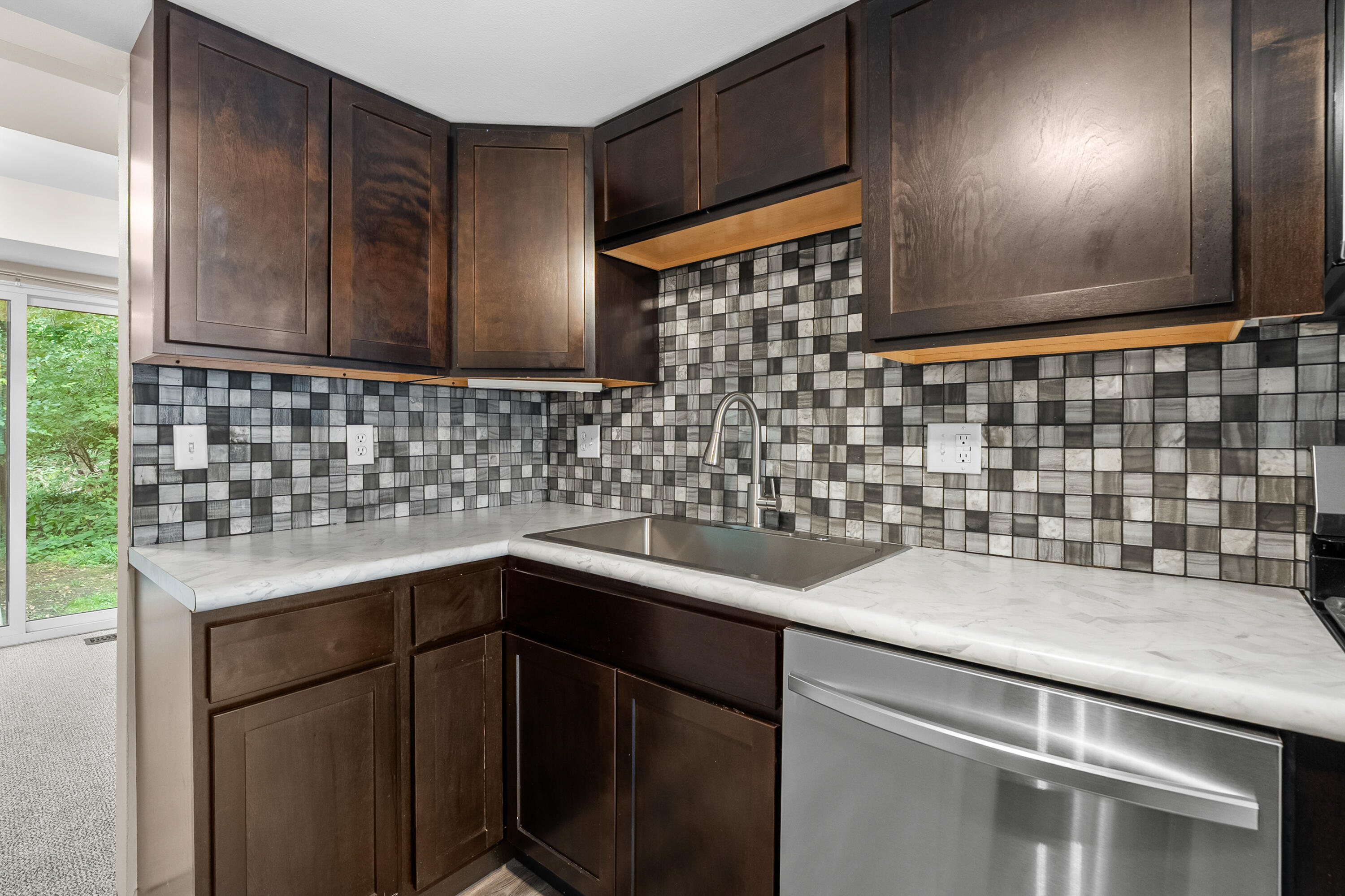 238 Falkirk Court Kalamazoo MI 49006