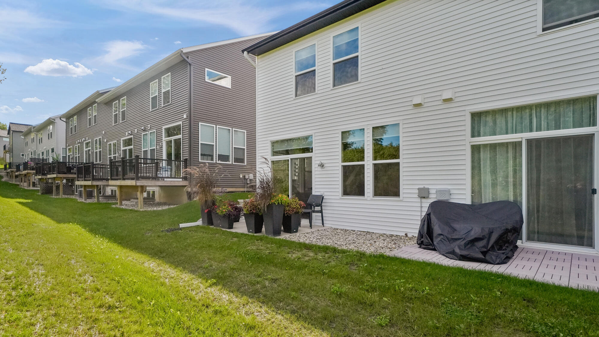 2225 Watertown Way NE Grand Rapids MI 49505