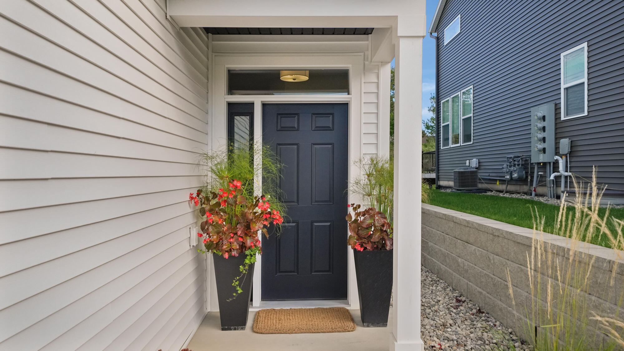 2225 Watertown Way NE Grand Rapids MI 49505