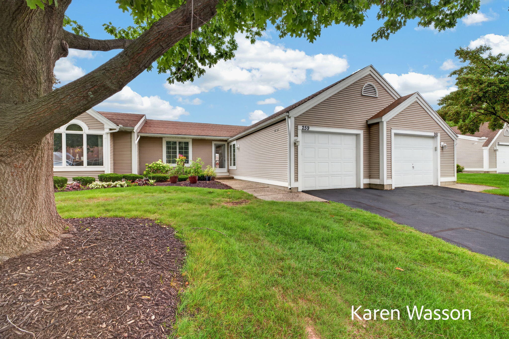 259 Appletree Lane Holland MI 49423
