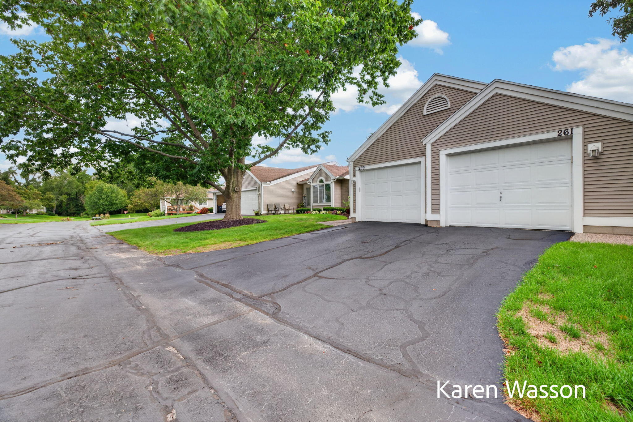 259 Appletree Lane Holland MI 49423