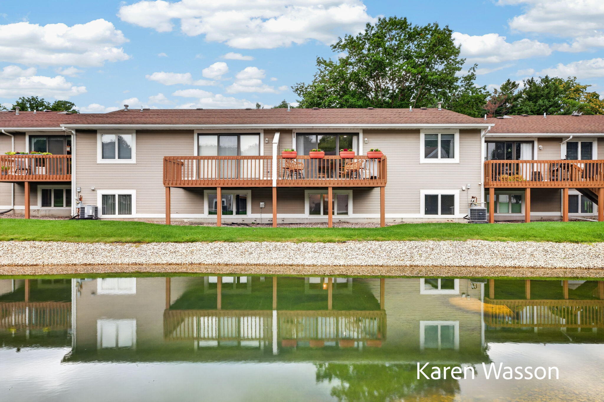 259 Appletree Lane Holland MI 49423