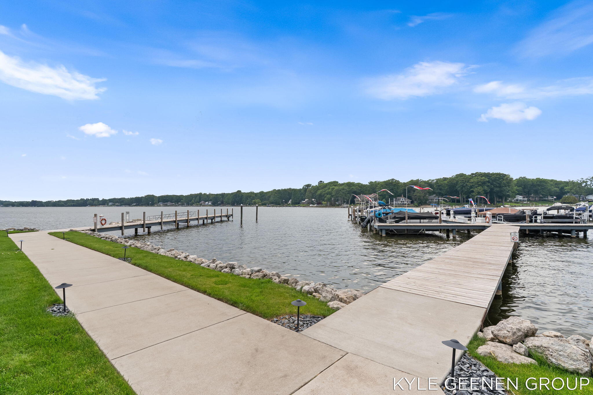 694 Bayshore Drive Holland MI 49424