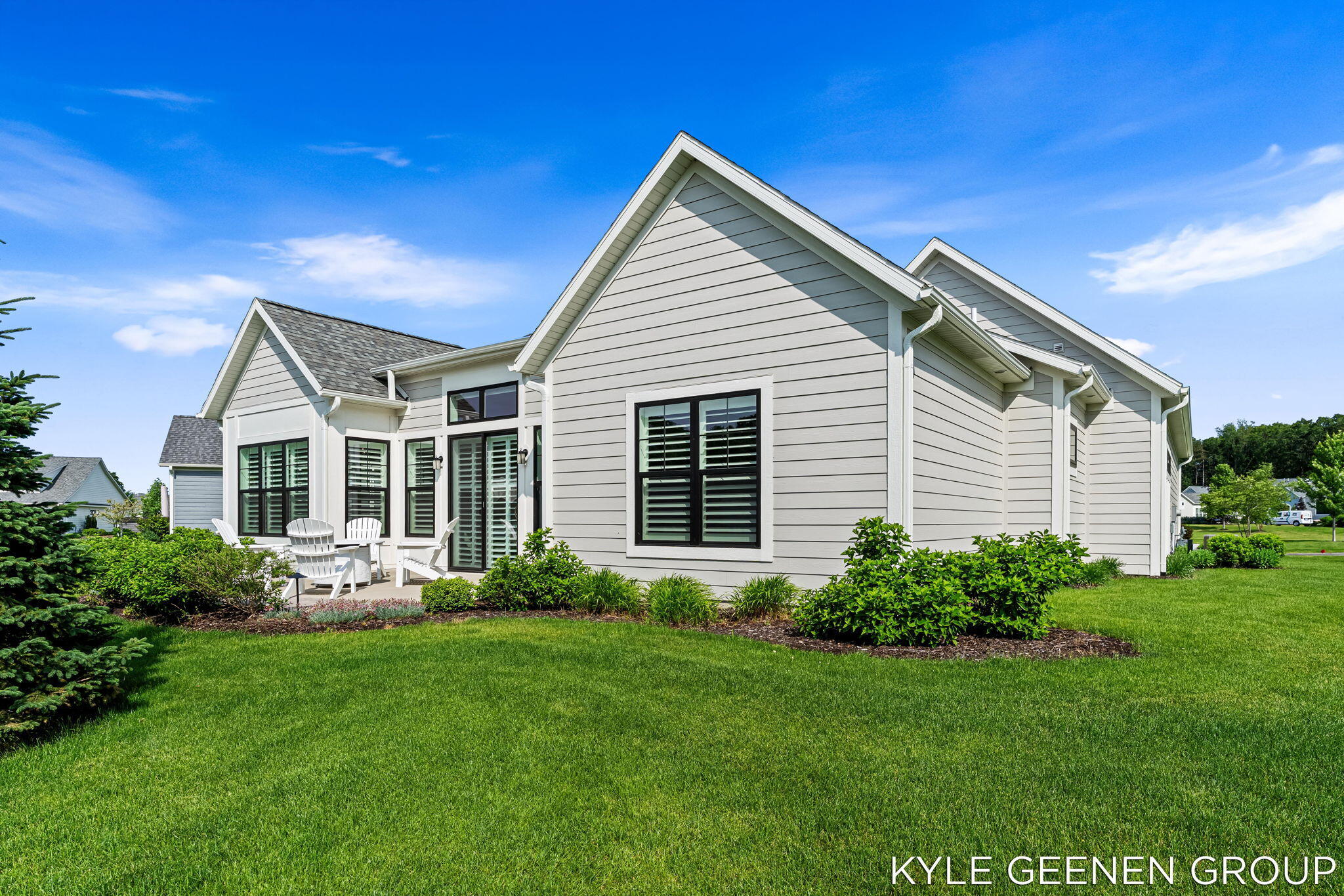694 Bayshore Drive Holland MI 49424