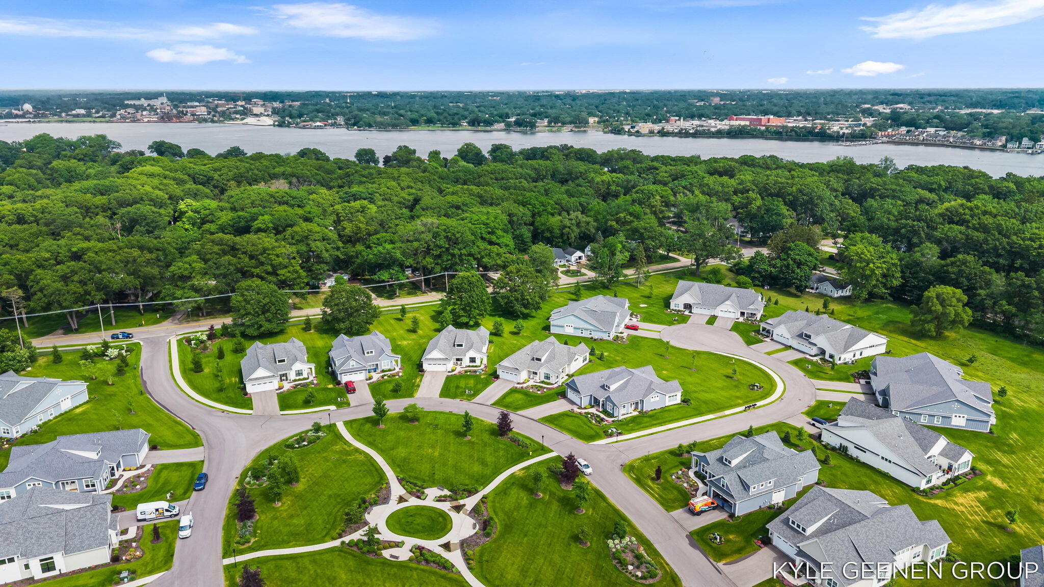 694 Bayshore Drive Holland MI 49424