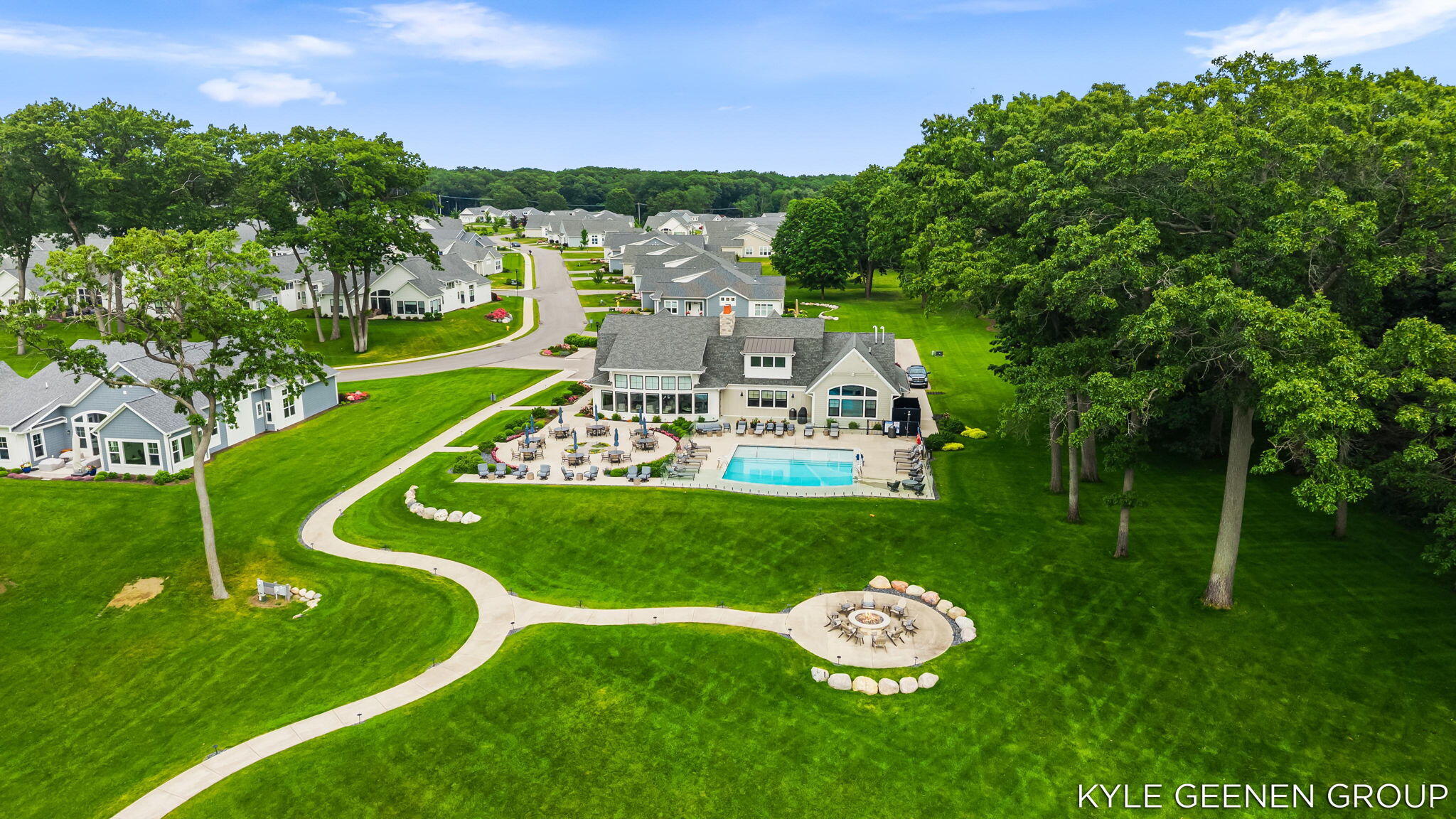 694 Bayshore Drive Holland MI 49424