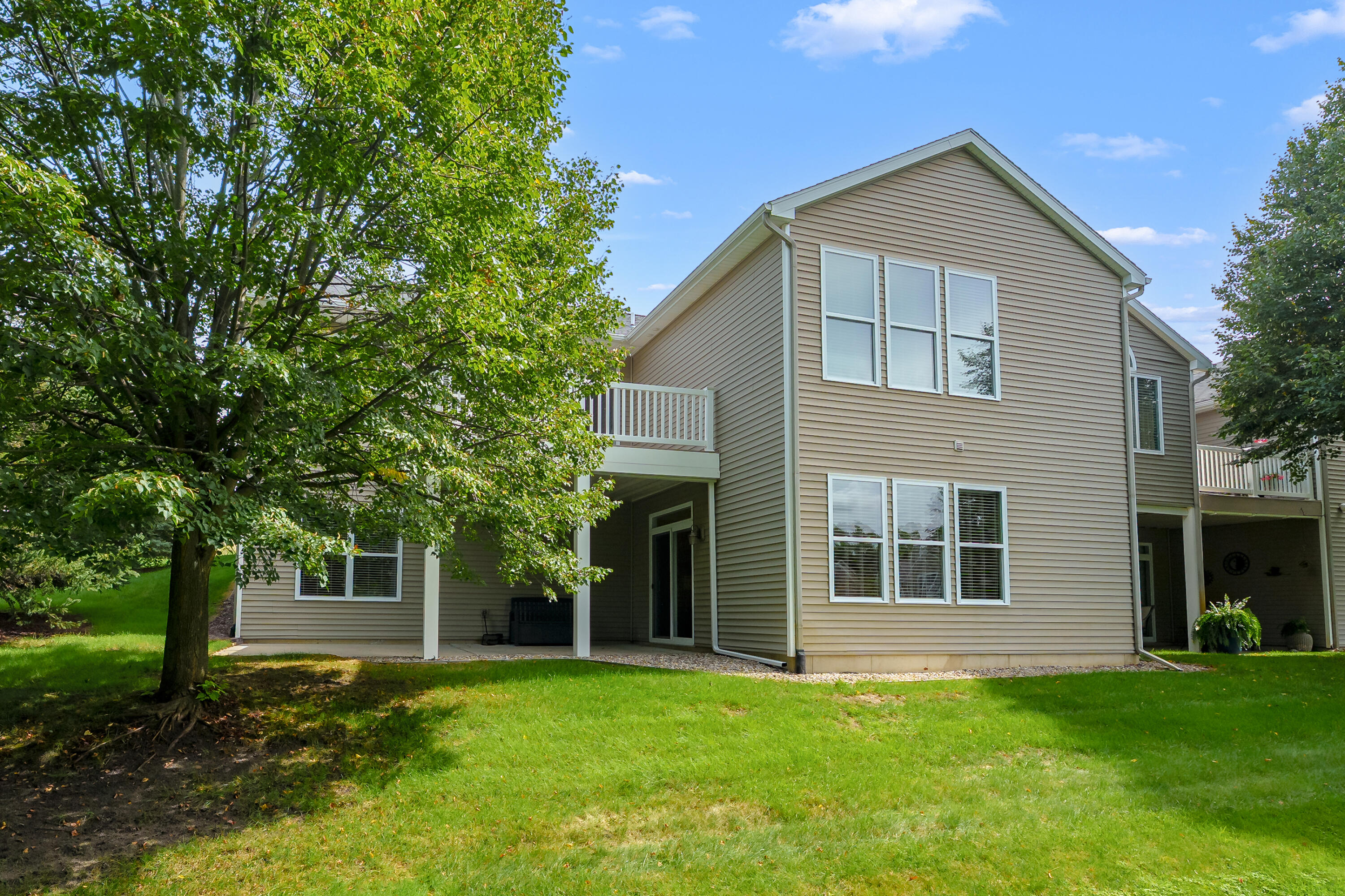 8854 Silver Oak Cove Portage MI 49024