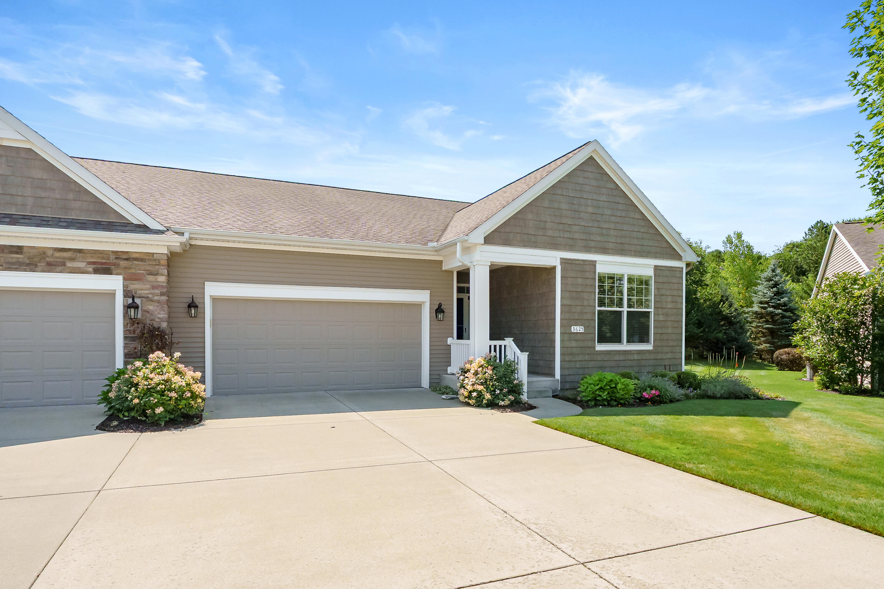 3625 Whicker Pointe Kalamazoo MI 49006