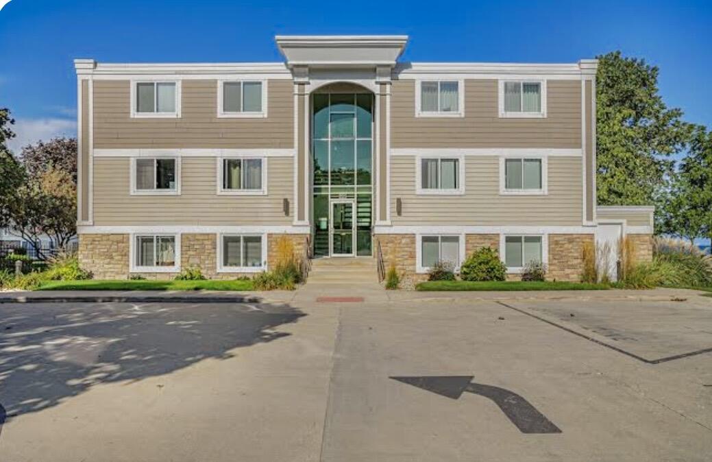 225 N Shore Drive South Haven MI 49090