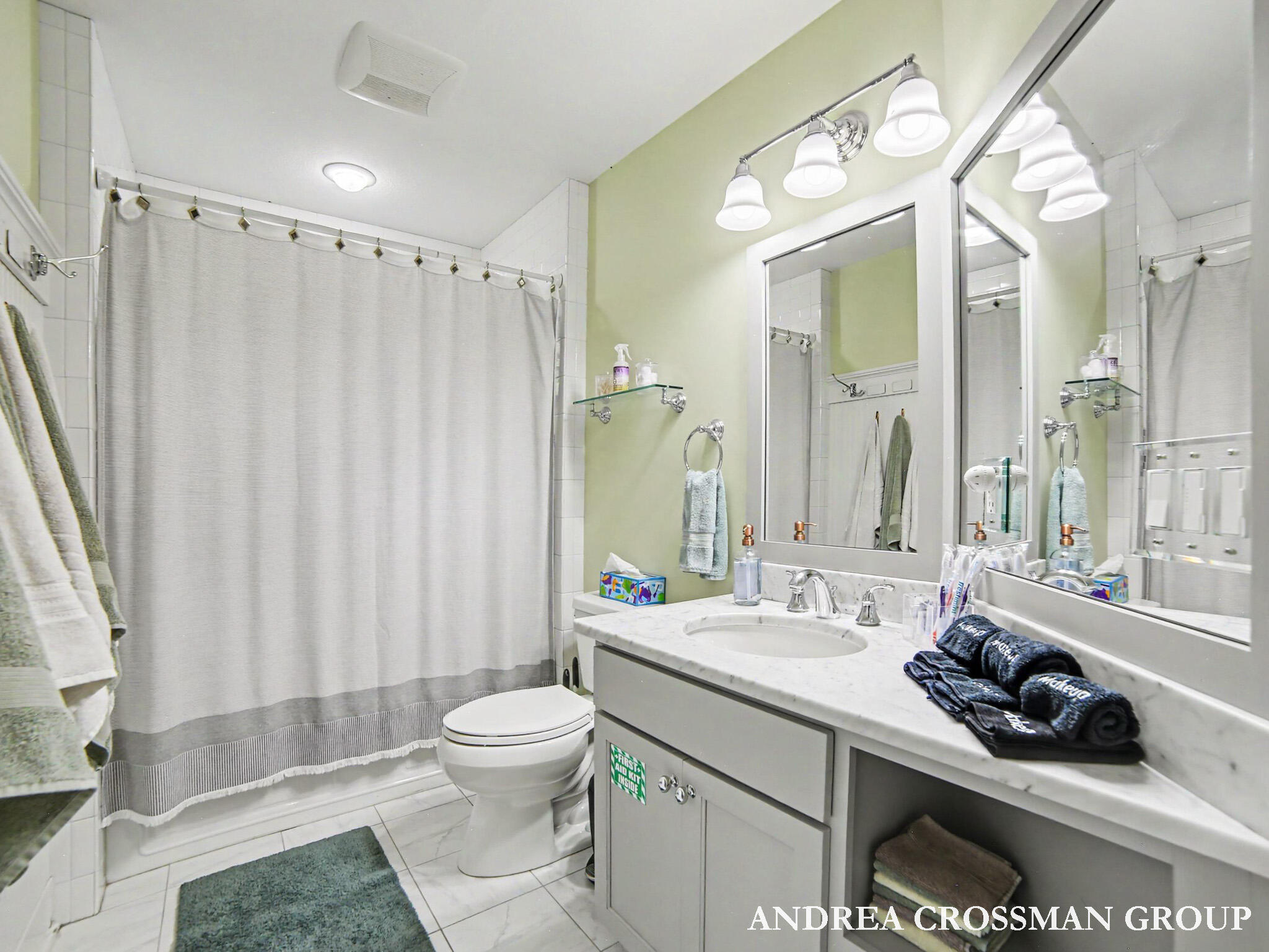 6493 W Bluewater Drive Ludington MI 49431