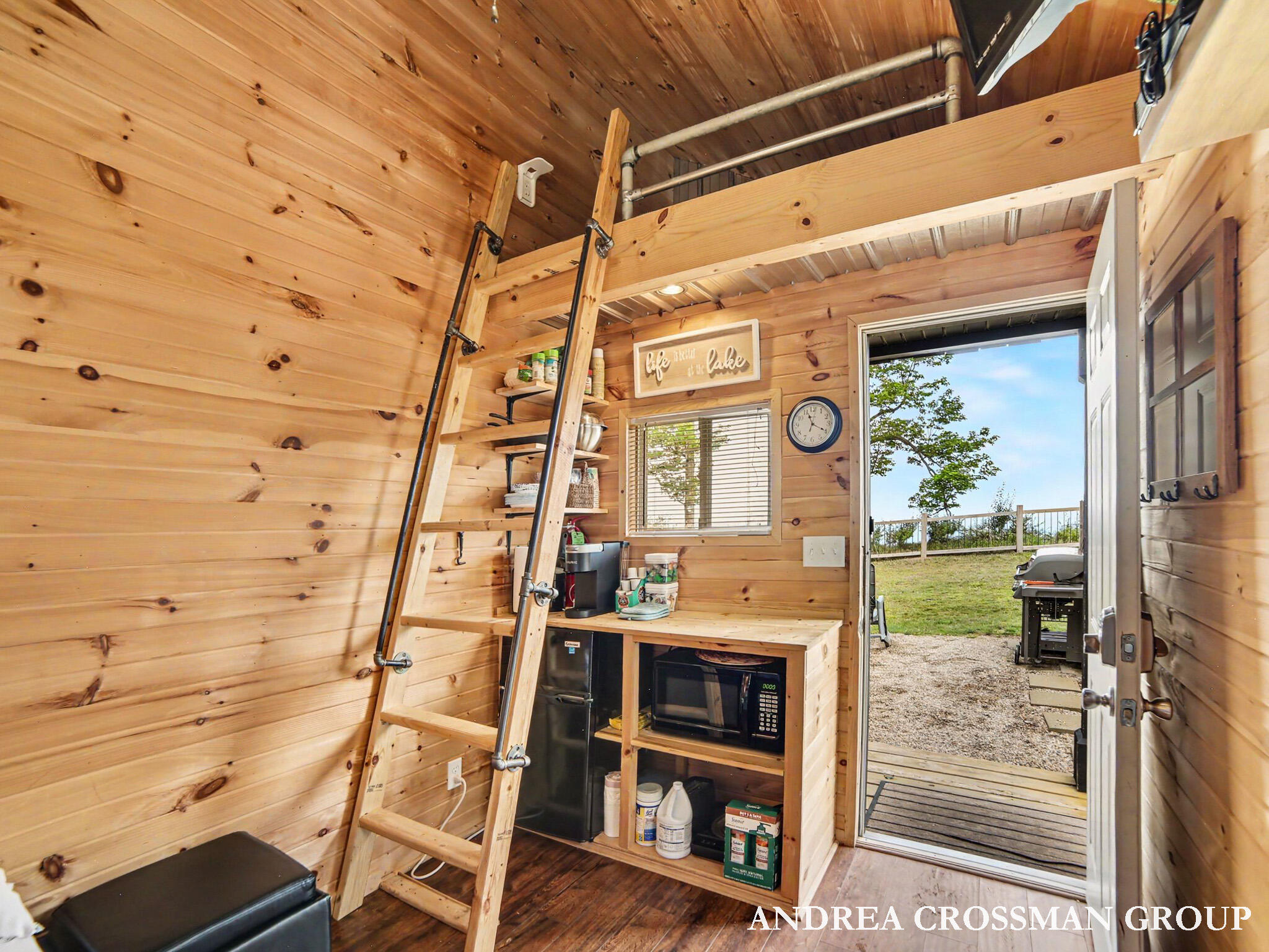 6493 W Bluewater Drive Ludington MI 49431