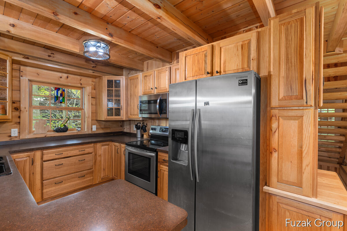 6525 Goshorn Drive Saugatuck MI 49453