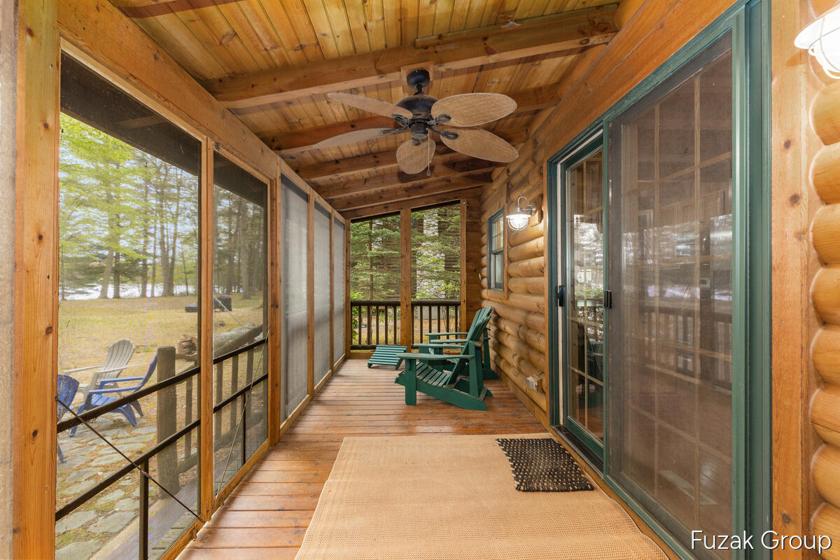 6525 Goshorn Drive Saugatuck MI 49453