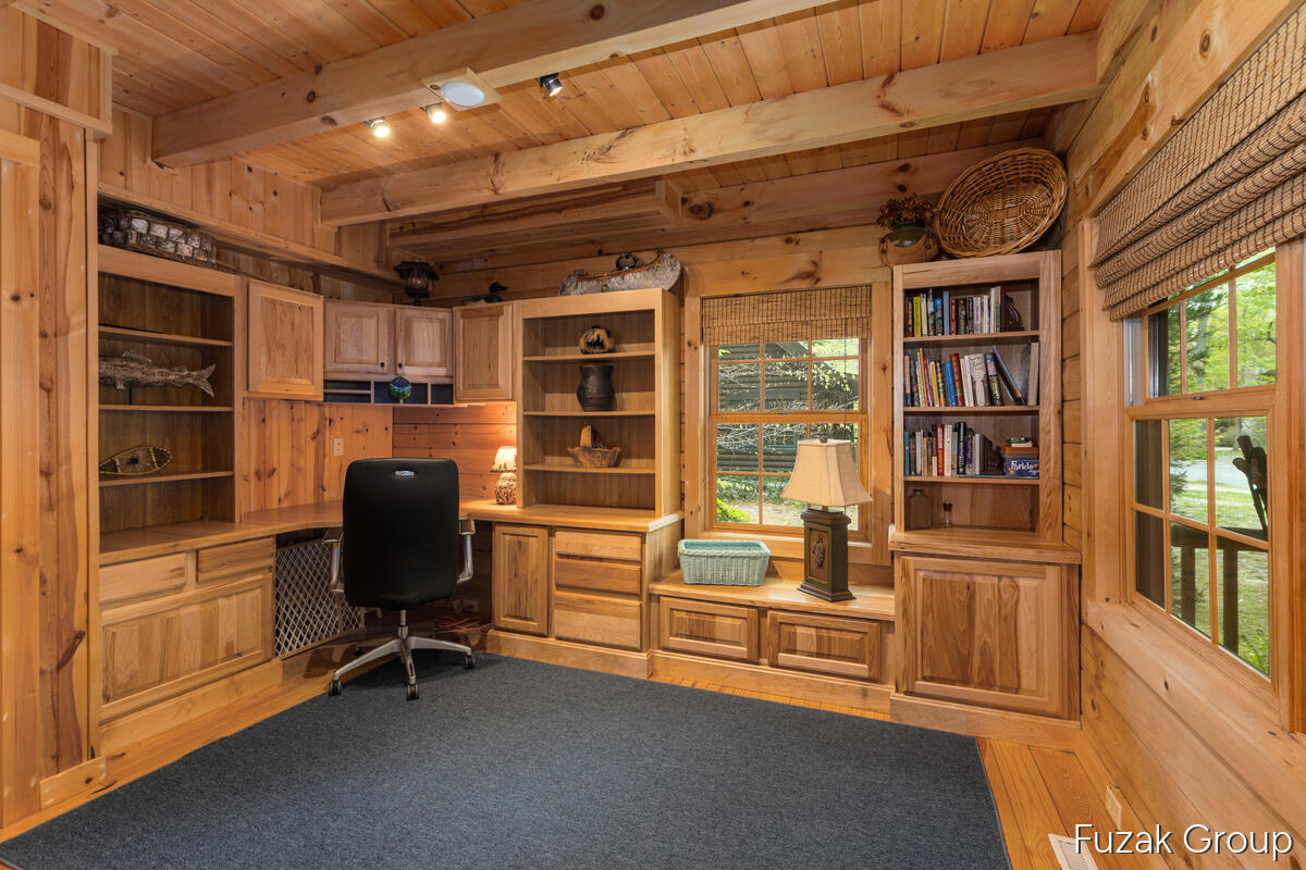 6525 Goshorn Drive Saugatuck MI 49453
