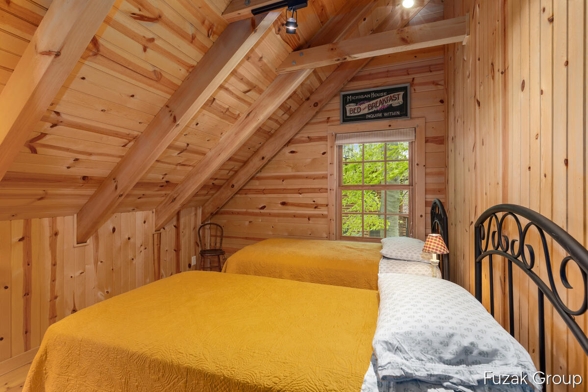 6525 Goshorn Drive Saugatuck MI 49453