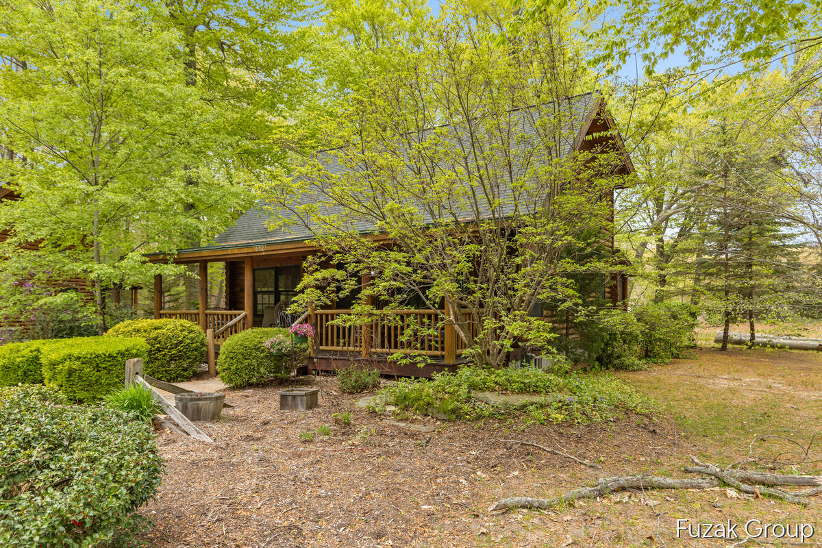 6525 Goshorn Drive Saugatuck MI 49453