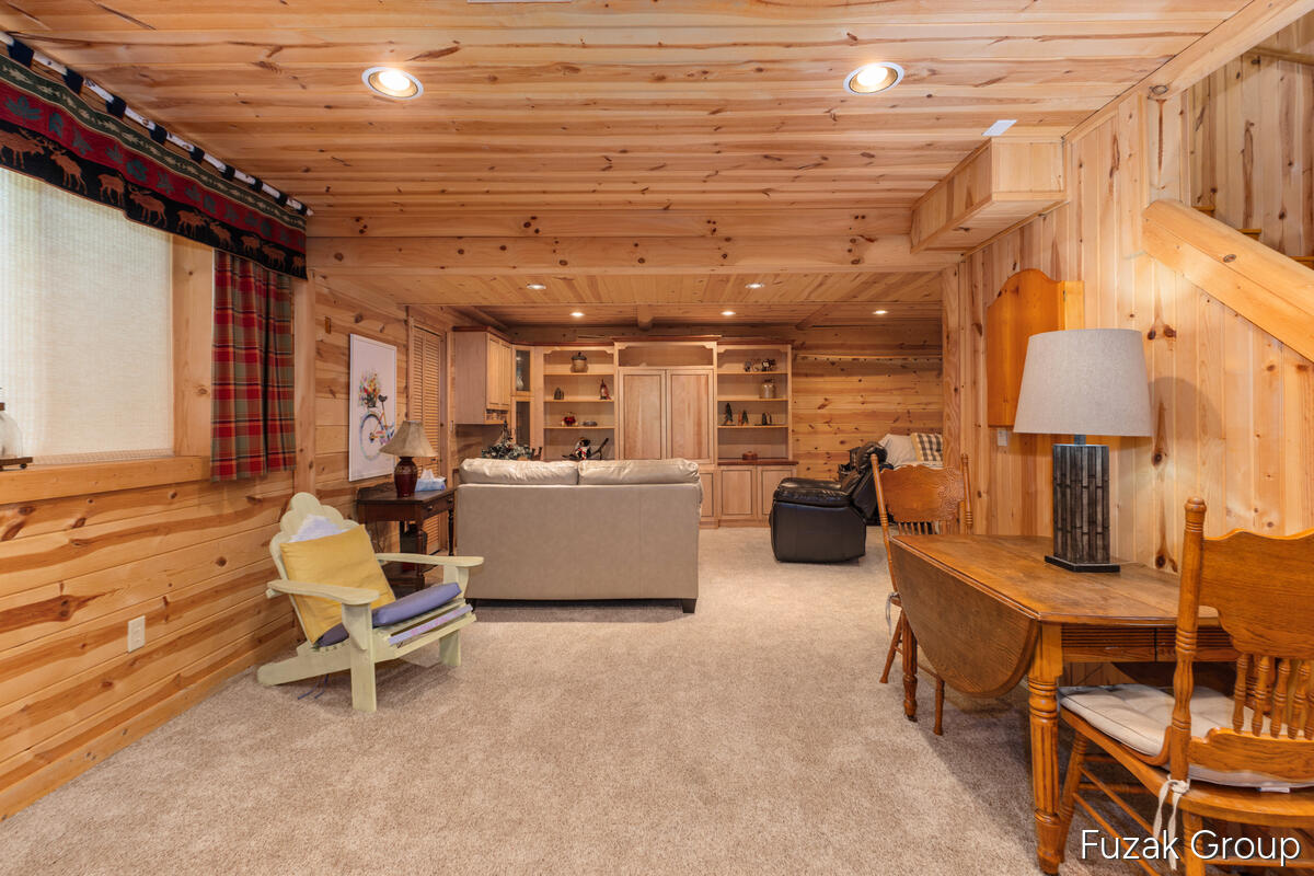 6525 Goshorn Drive Saugatuck MI 49453