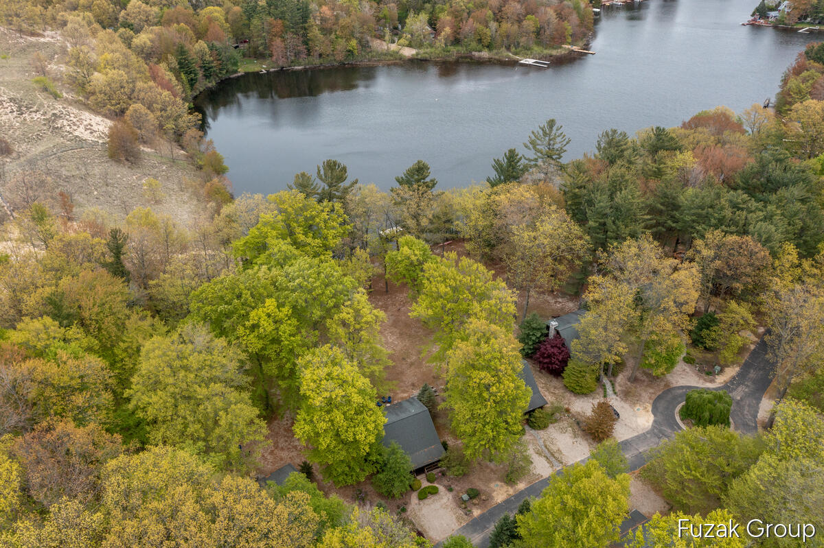 6525 Goshorn Drive Saugatuck MI 49453