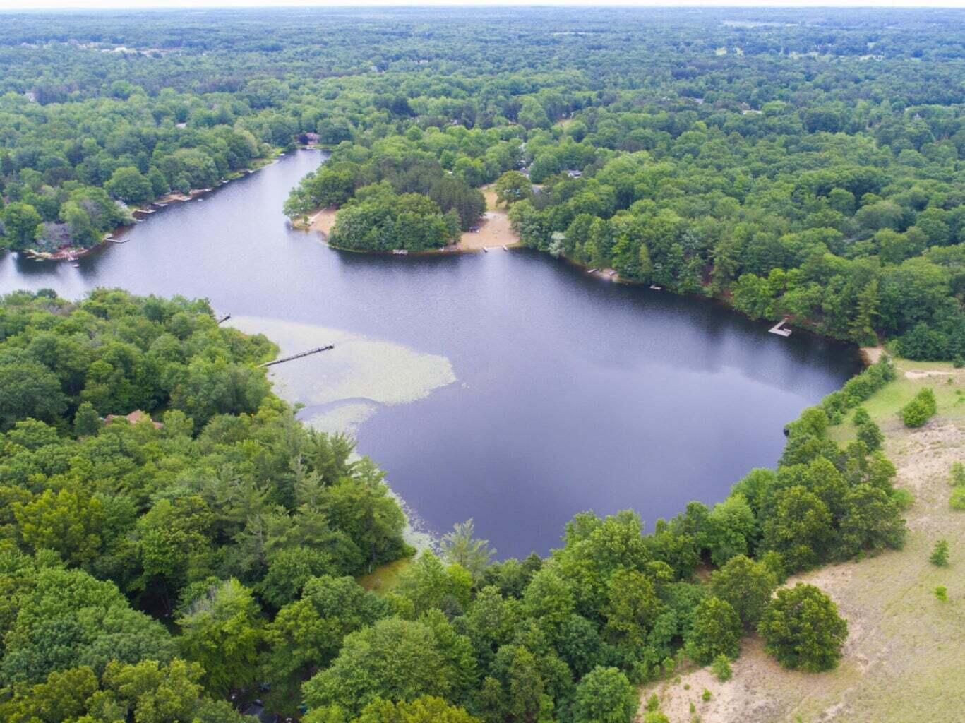 6525 Goshorn Drive Saugatuck MI 49453
