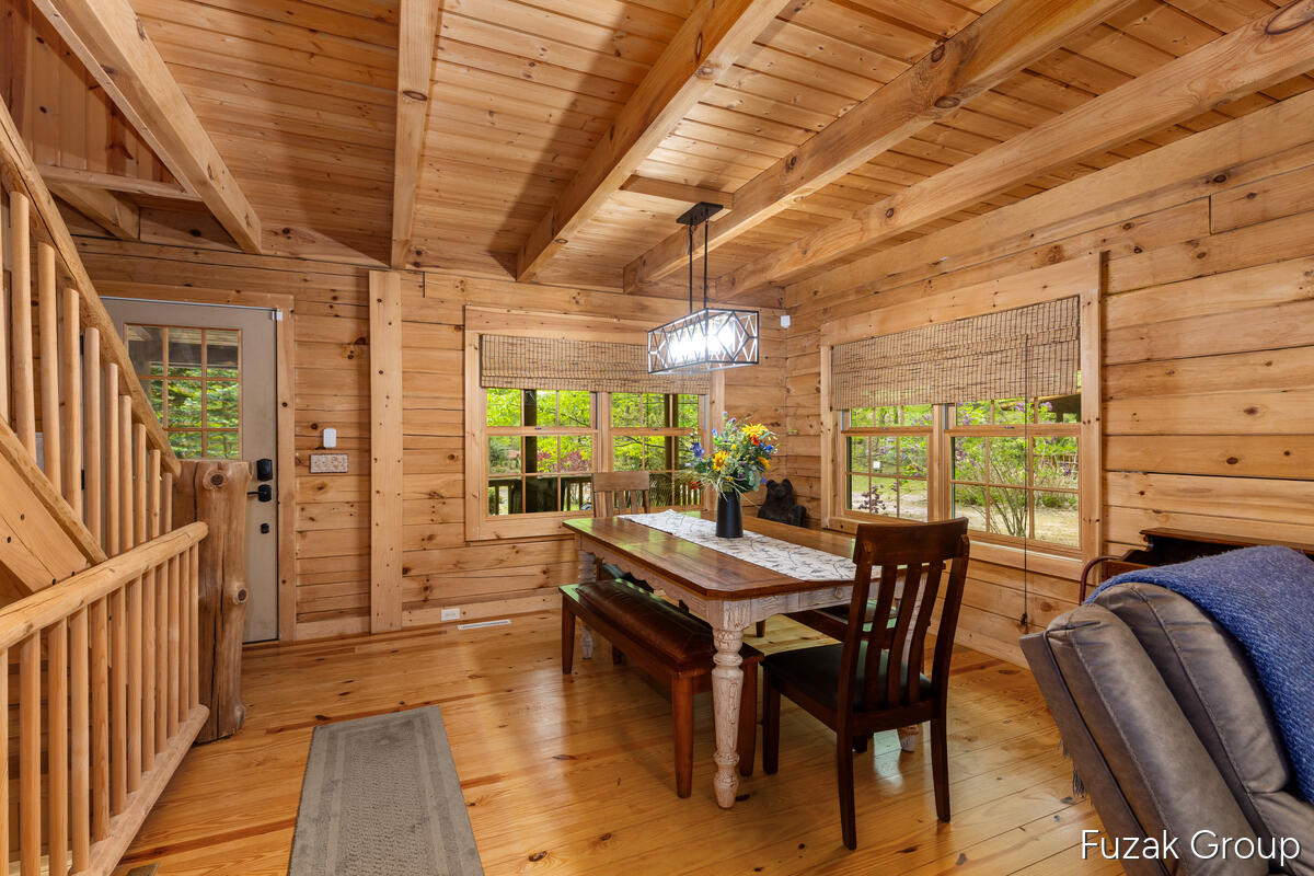 6525 Goshorn Drive Saugatuck MI 49453