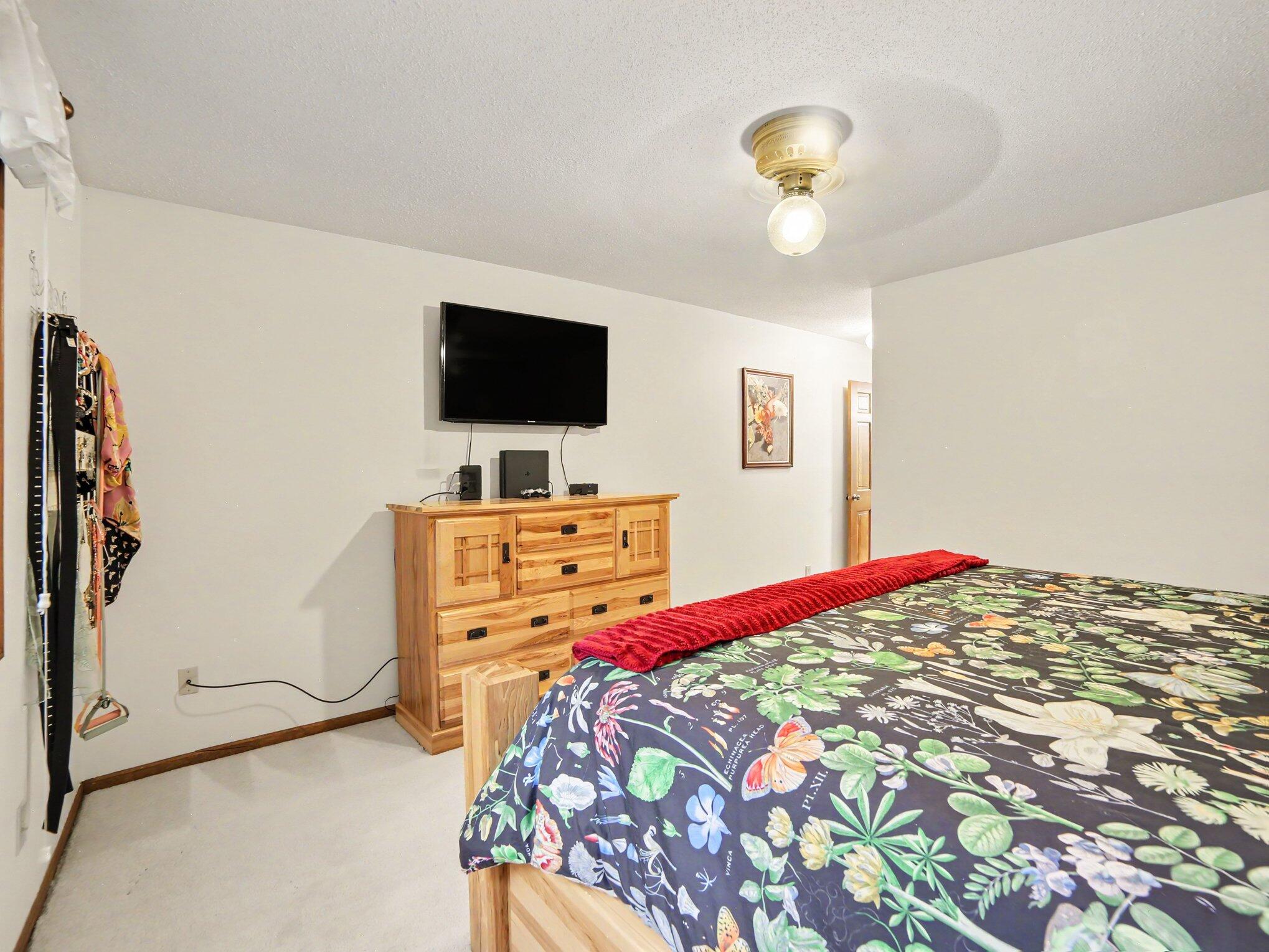 692 Pineway Drive Norton Shores MI 49441