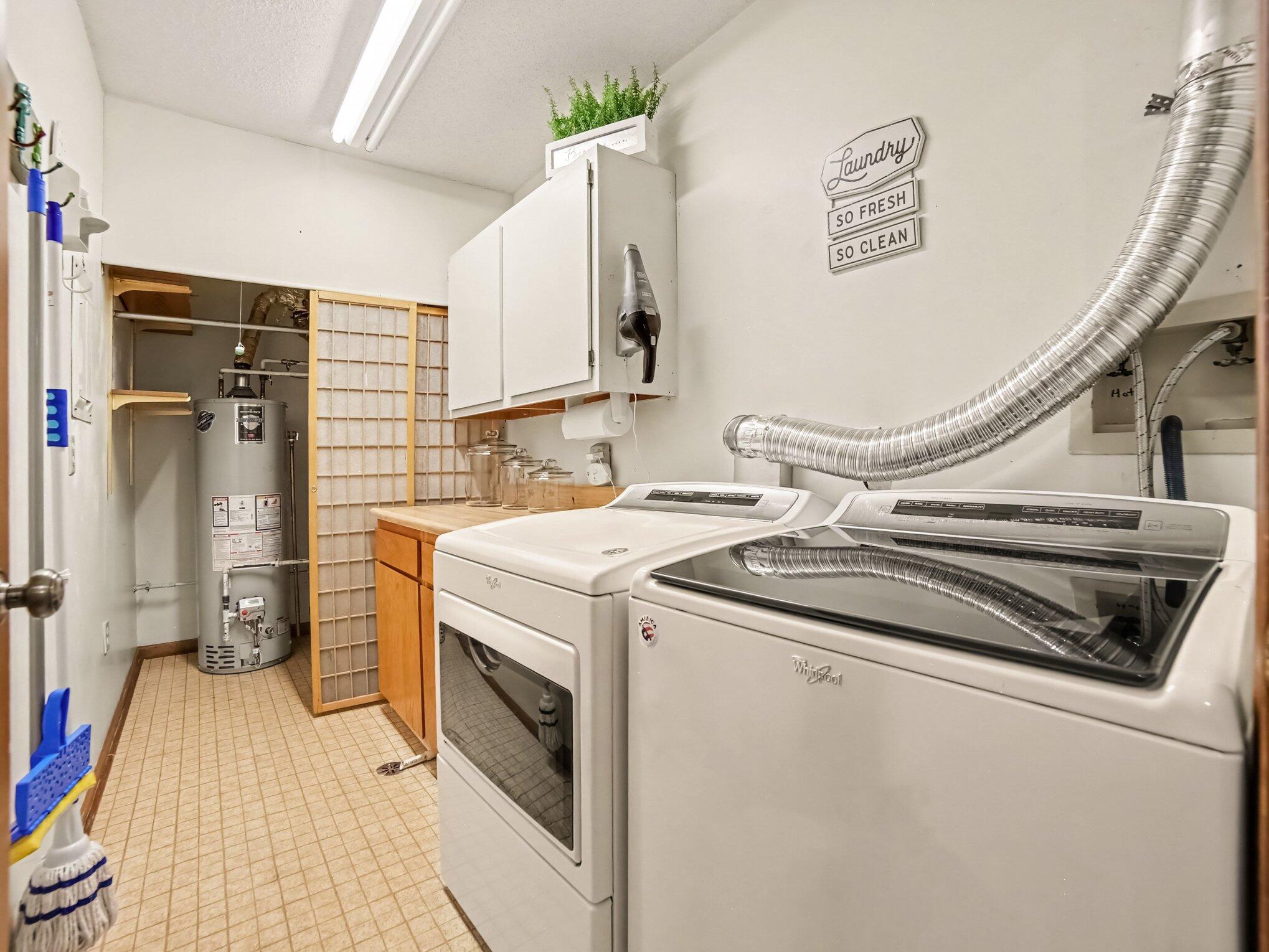 692 Pineway Drive Norton Shores MI 49441