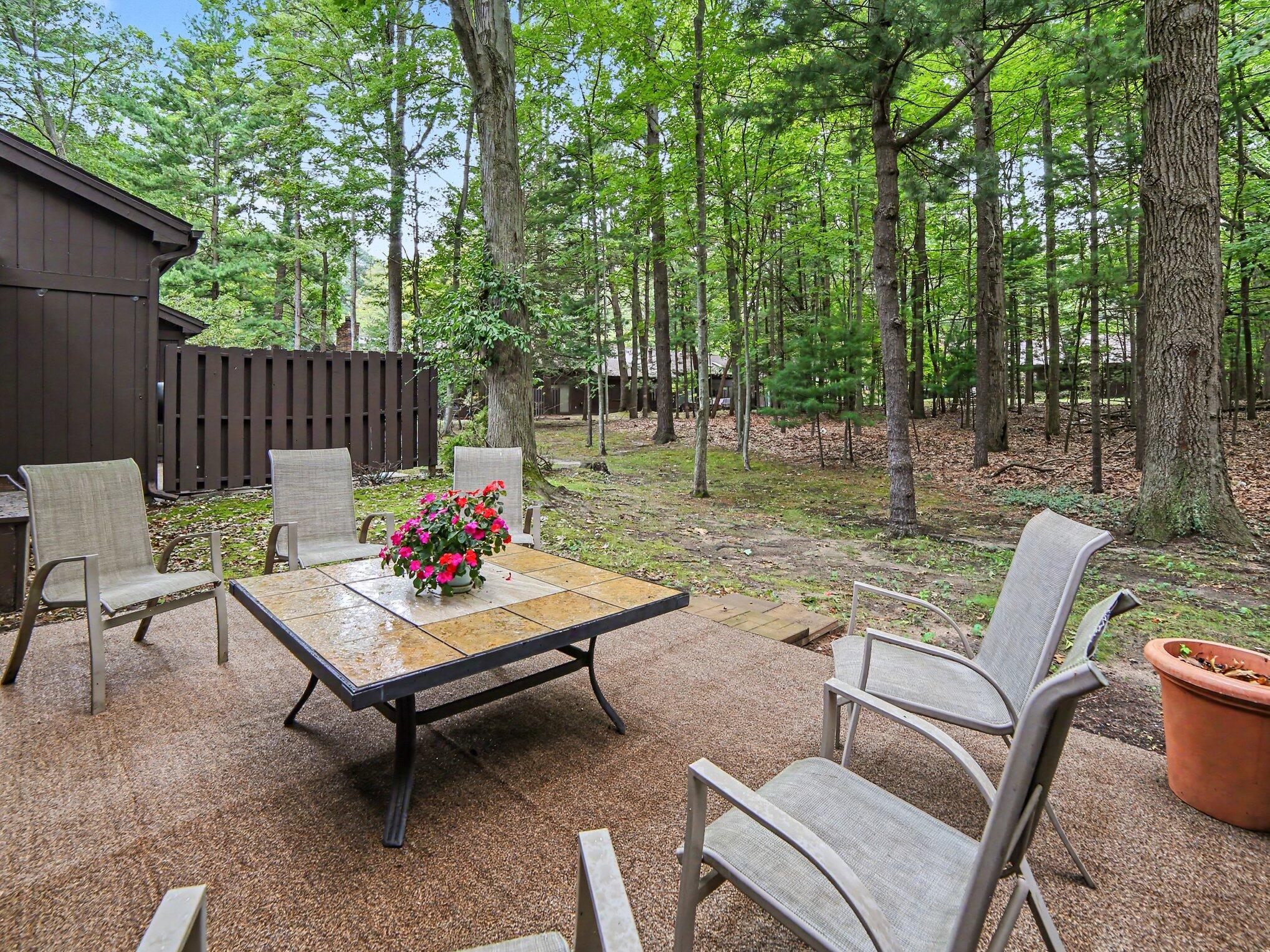 692 Pineway Drive Norton Shores MI 49441