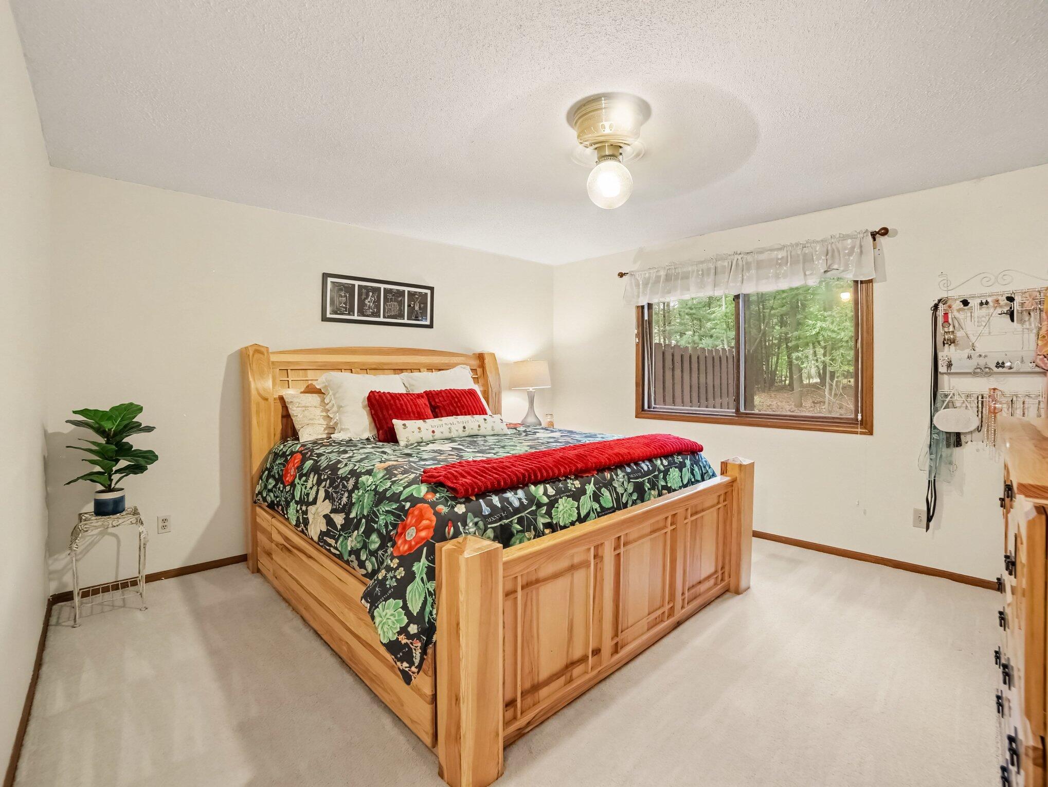 692 Pineway Drive Norton Shores MI 49441
