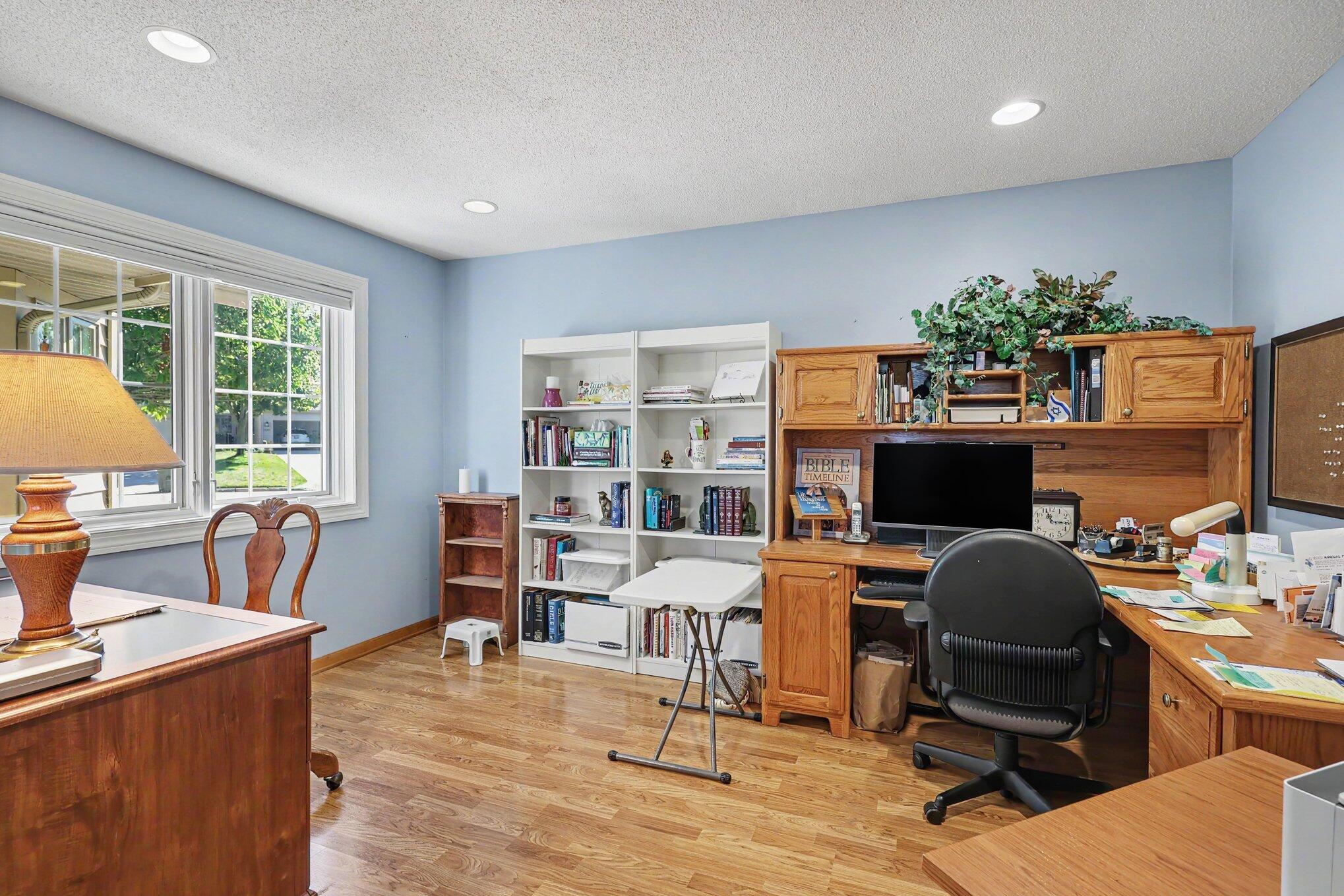 1619 E Harbour Towne Circle Muskegon MI 49441