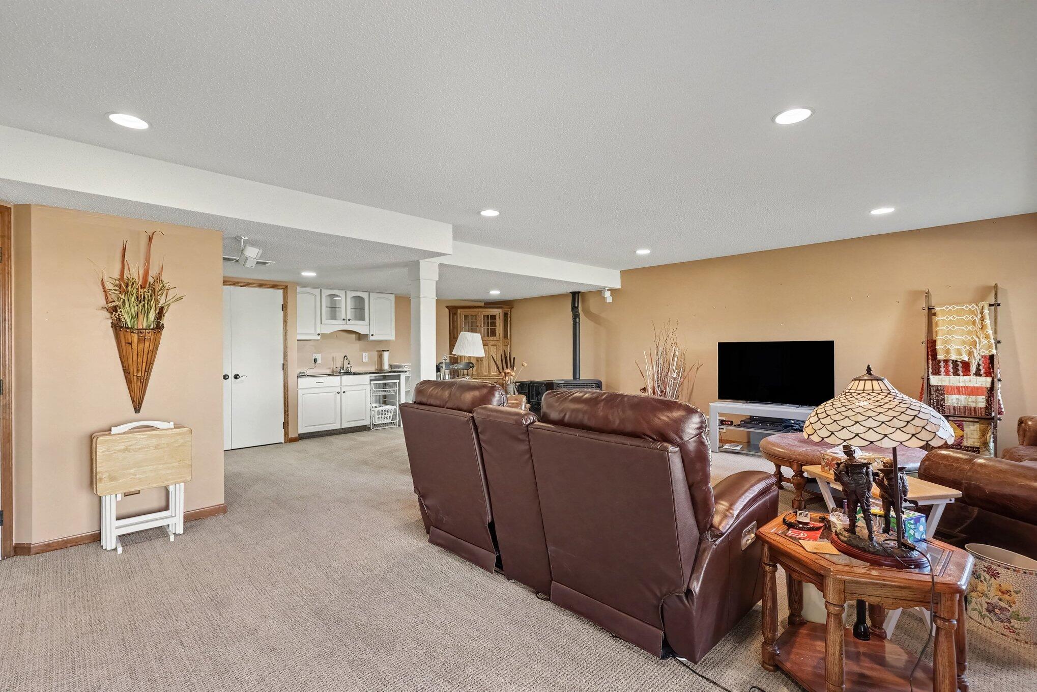 1619 E Harbour Towne Circle Muskegon MI 49441