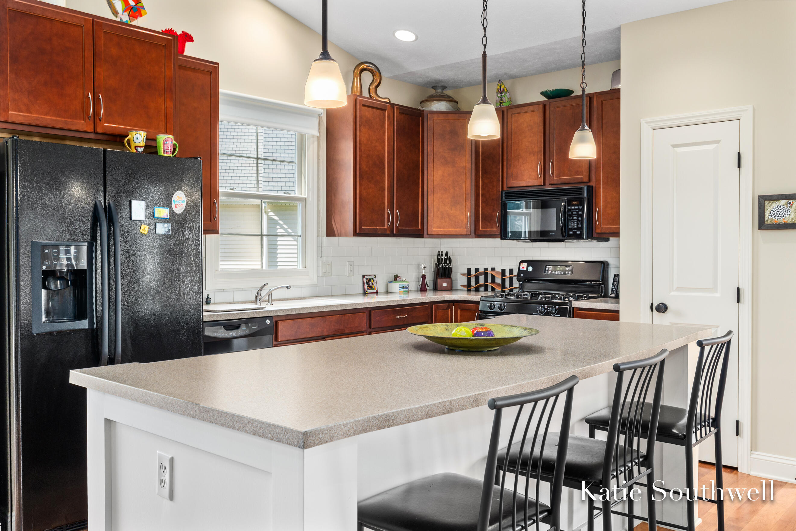 588 Enclave Court SE Grand Rapids MI 49546