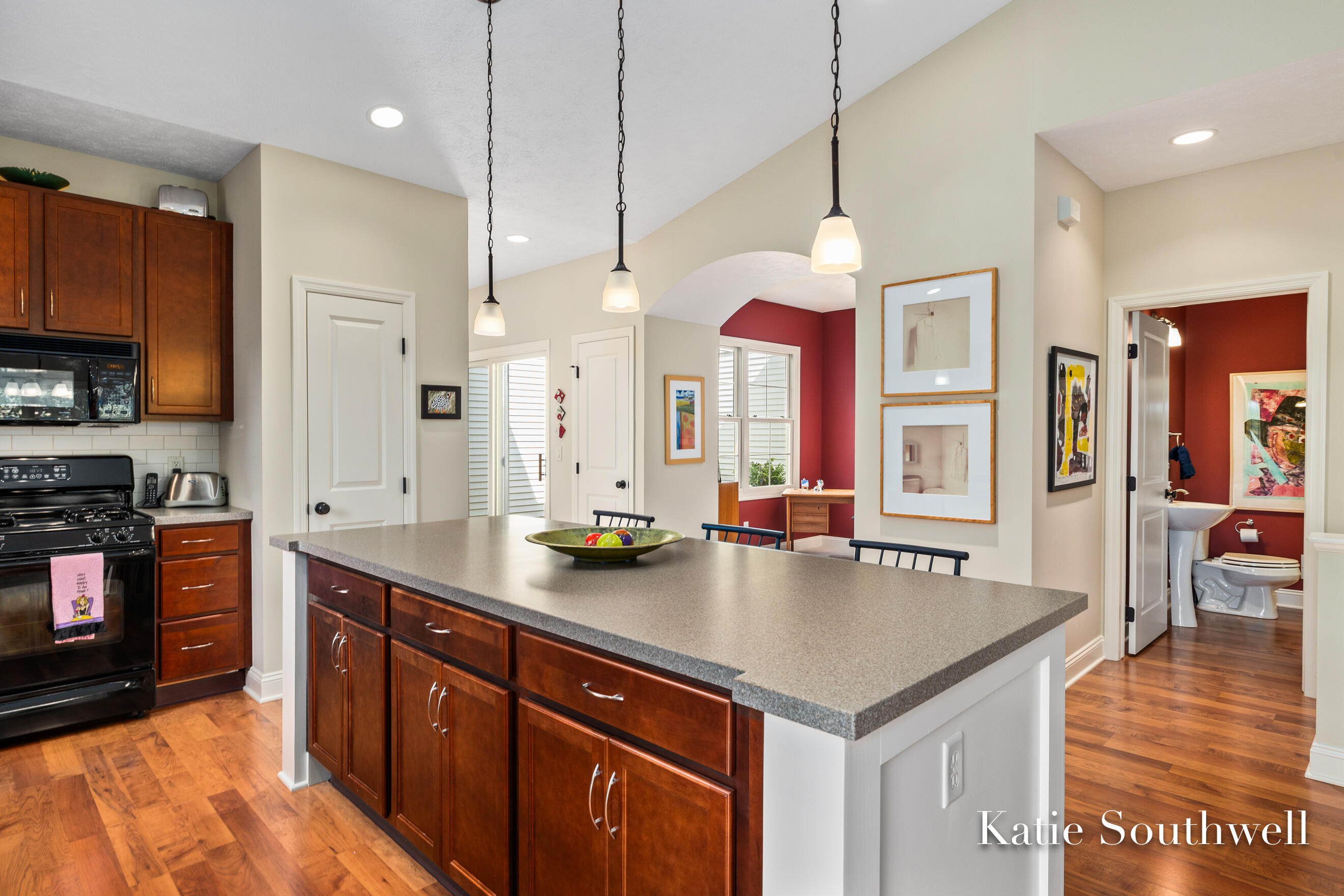 588 Enclave Court SE Grand Rapids MI 49546