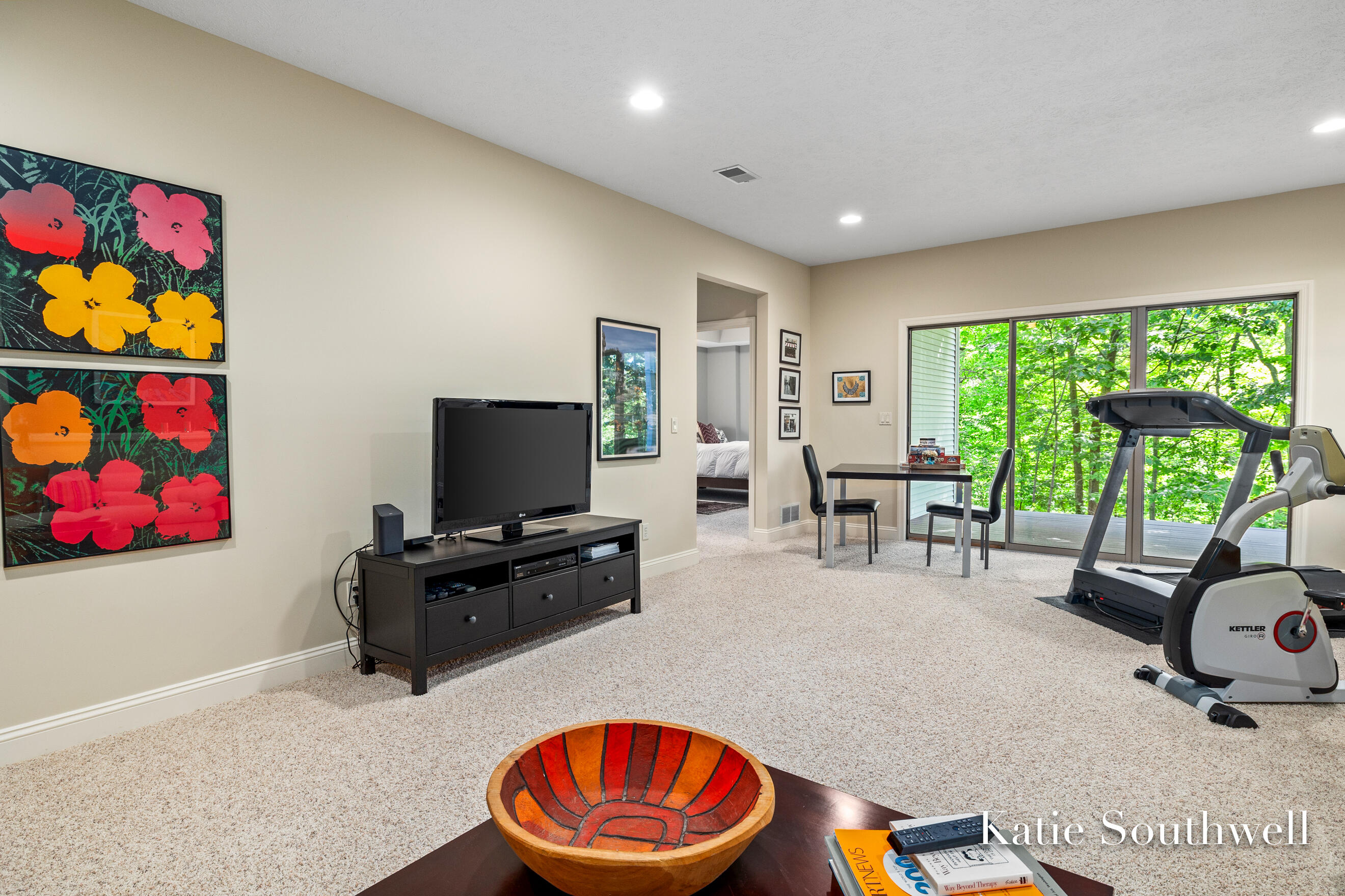 588 Enclave Court SE Grand Rapids MI 49546